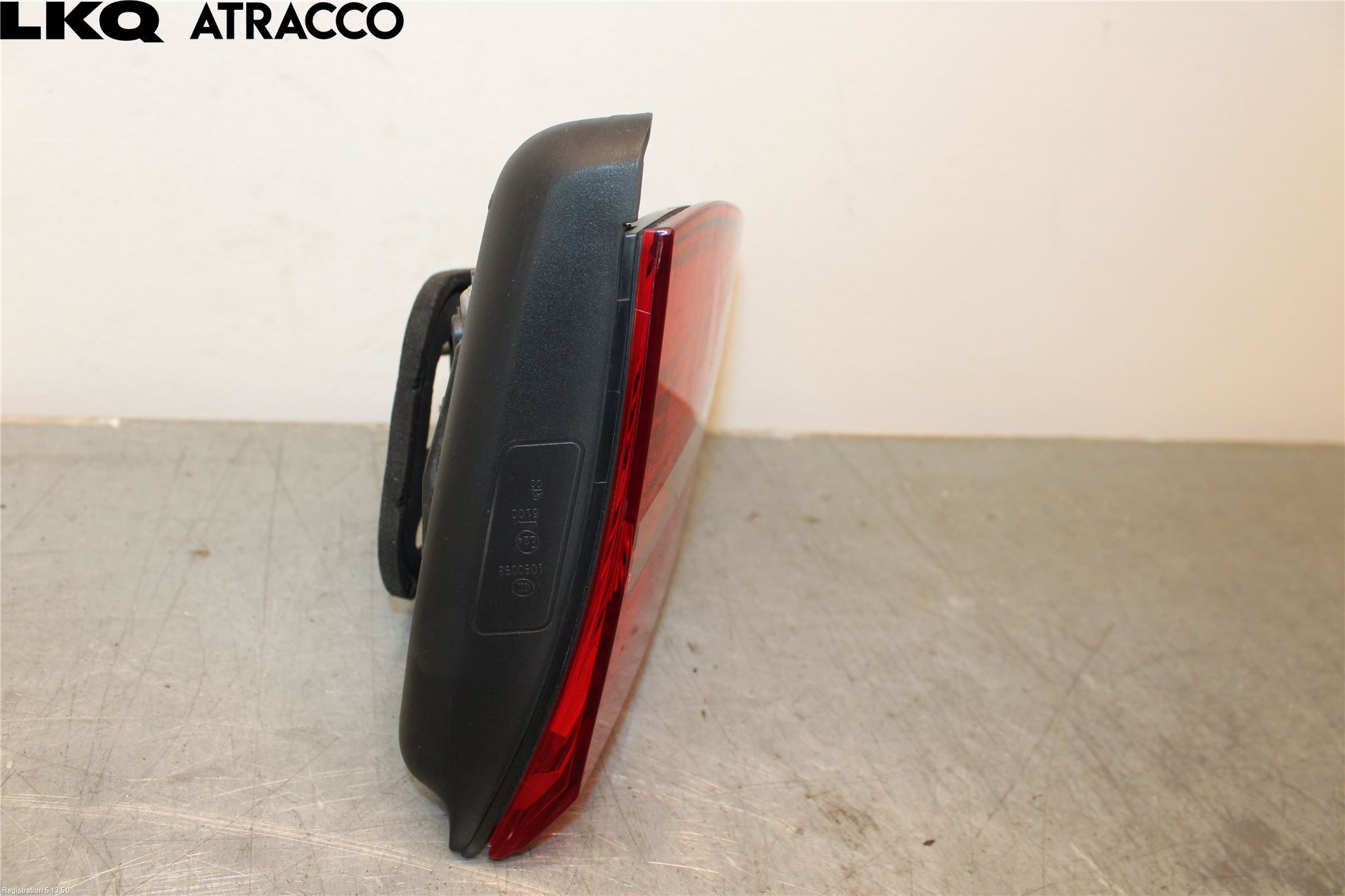 Volkswagen VW PASSAT 15-19 Bakljus Lucka Hö