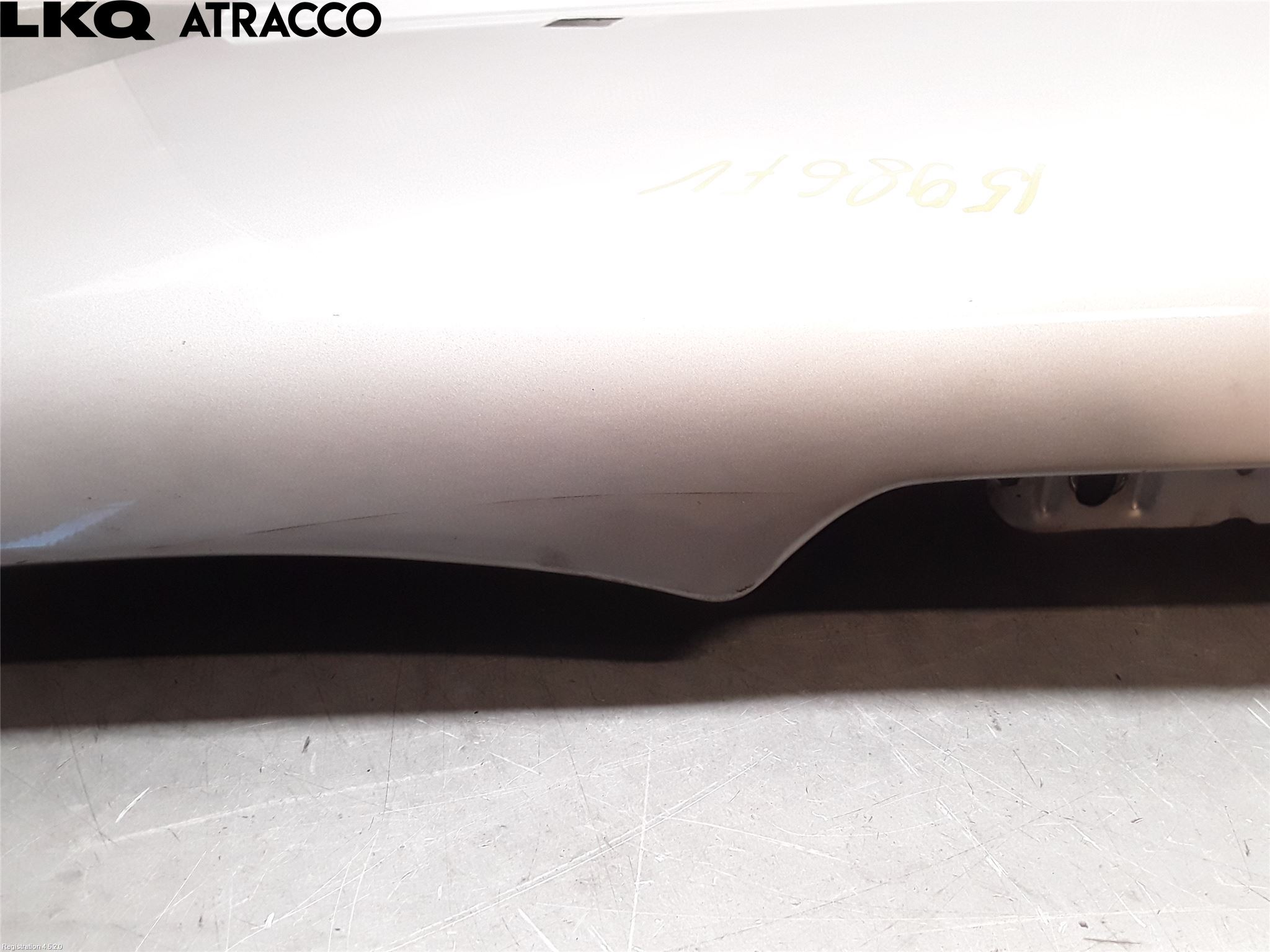 Opel VIVARO 01-14 Skärm Fram Vänster