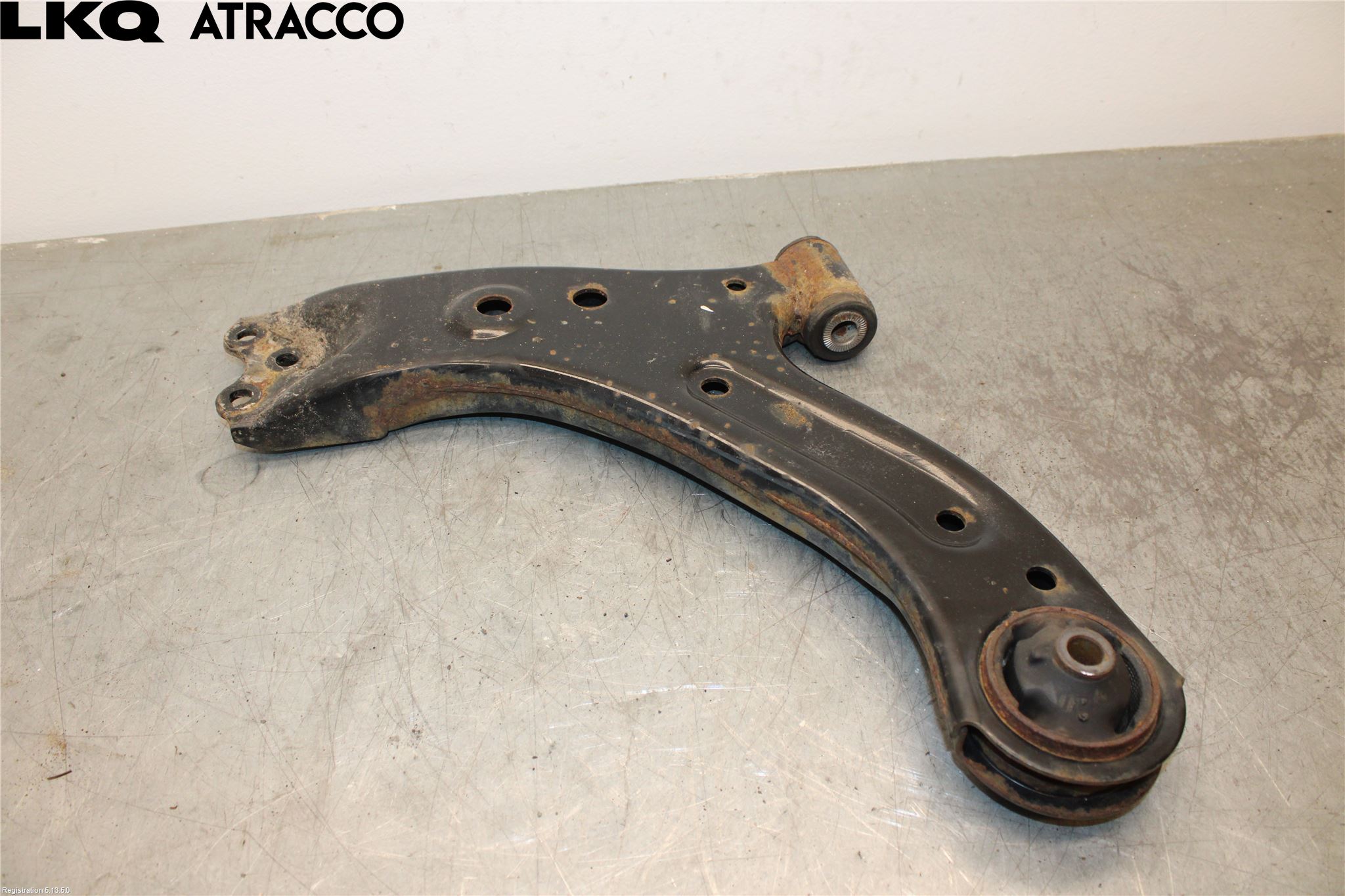 Toyota bZ4X EA10 22- Bärarm Fram Undre Vä