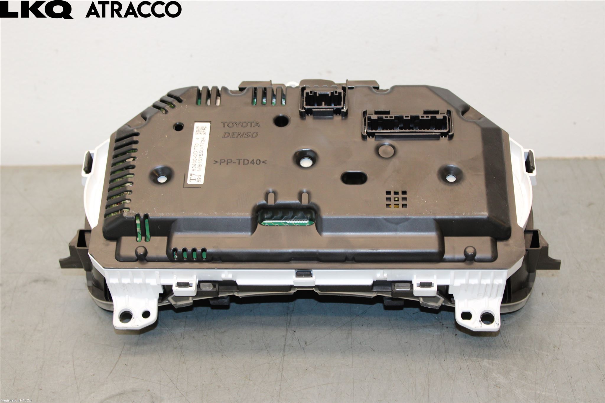 Toyota YARIS XP130 12-14 Instrument Komb