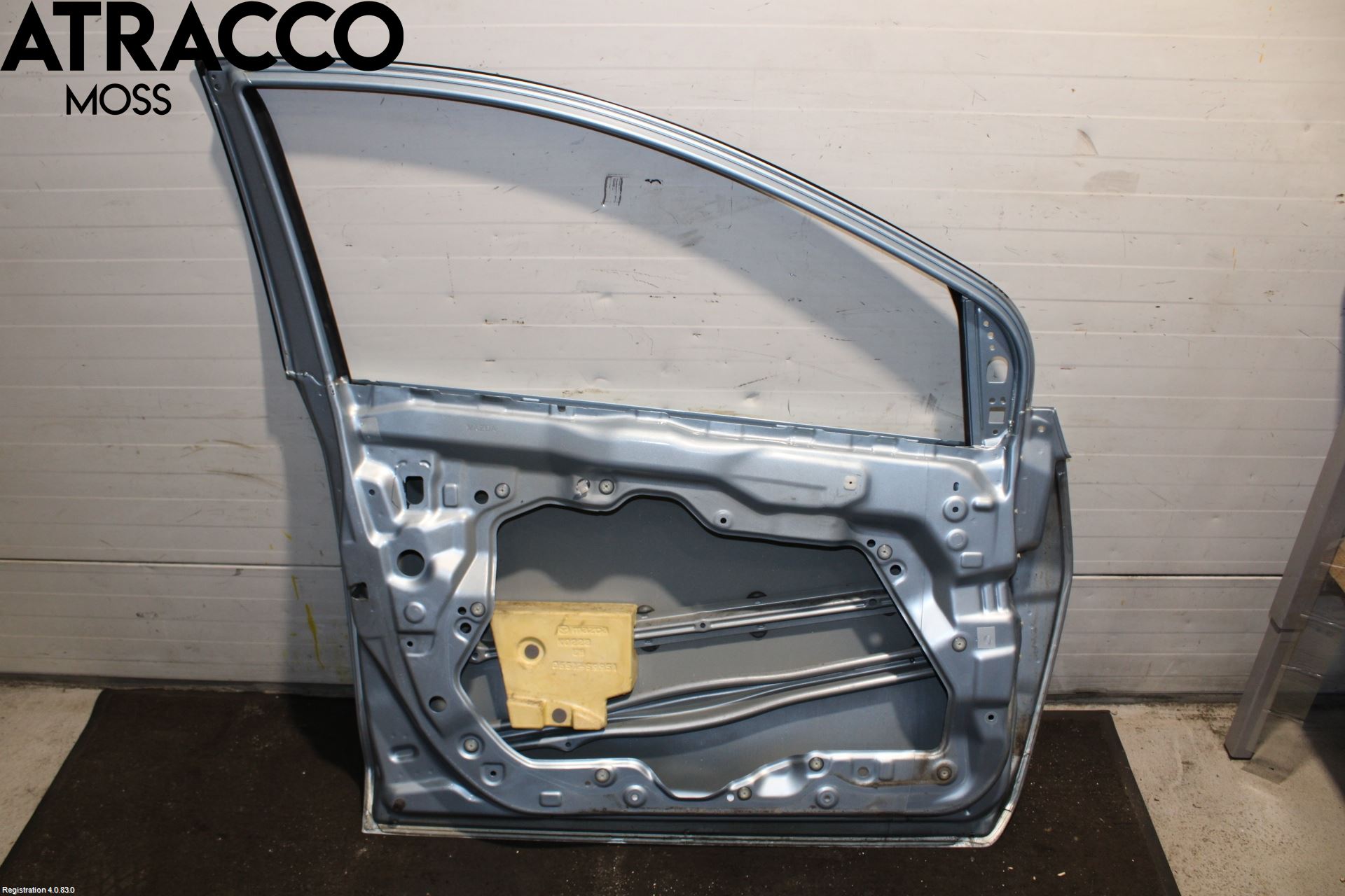 Mazda 2 (DE) 08-15 Dörr Fram Vänster