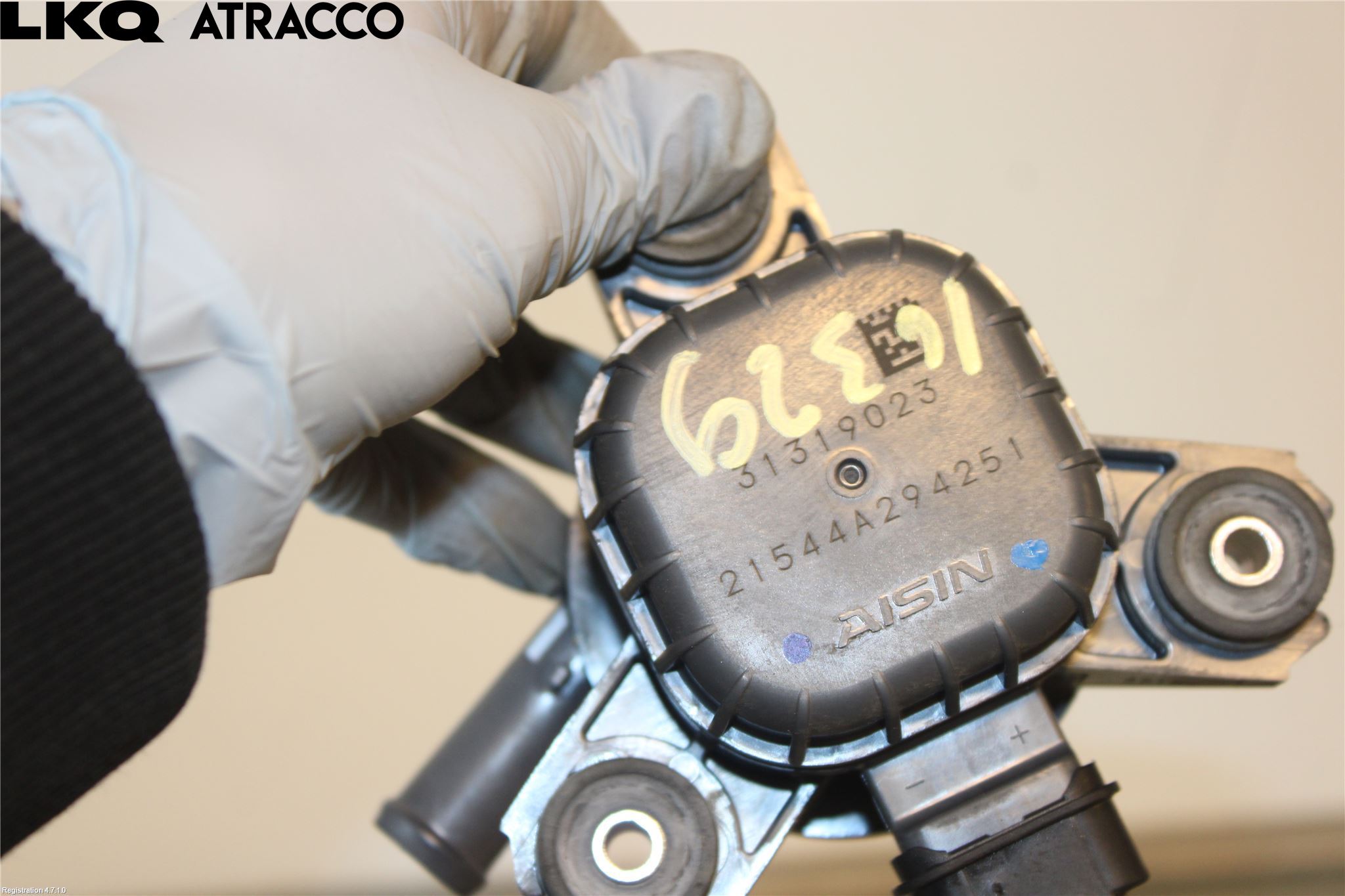 Volvo V60 11-13 Vattenpump