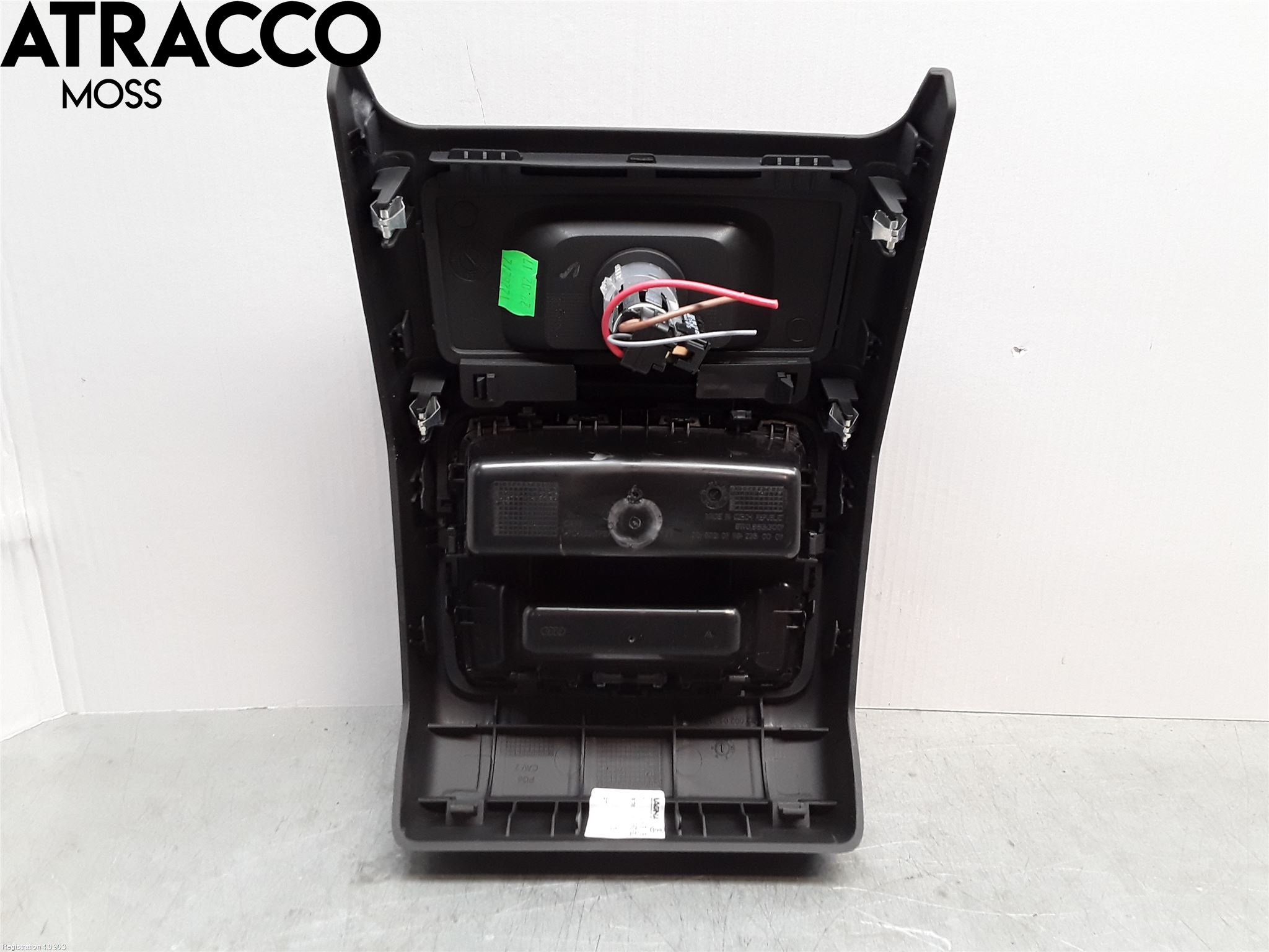 Audi A4 12-15 Instrumentkonsoll Mitt