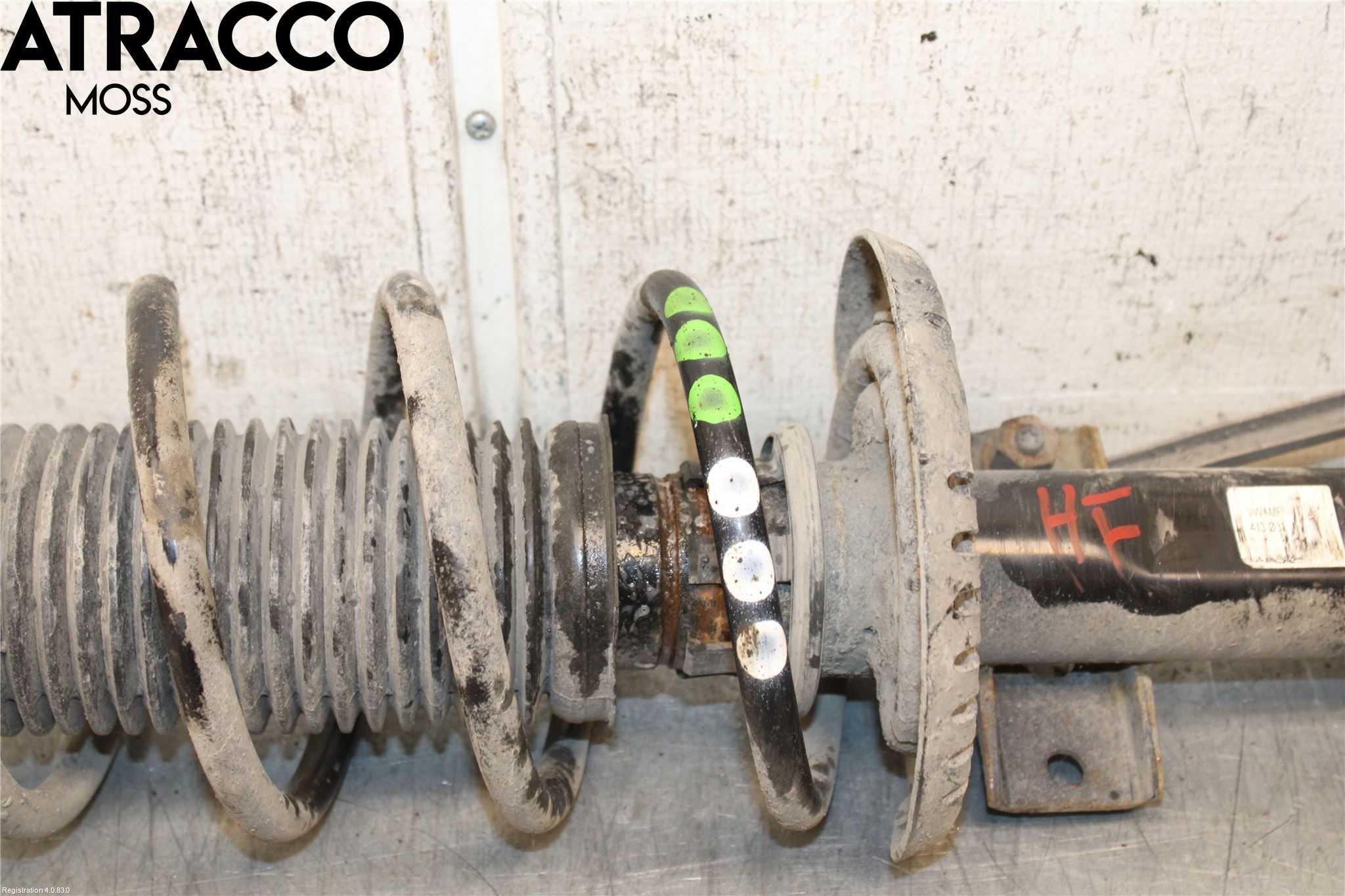Volkswagen VW POLO 10-17 Fjäderben Fram Höger