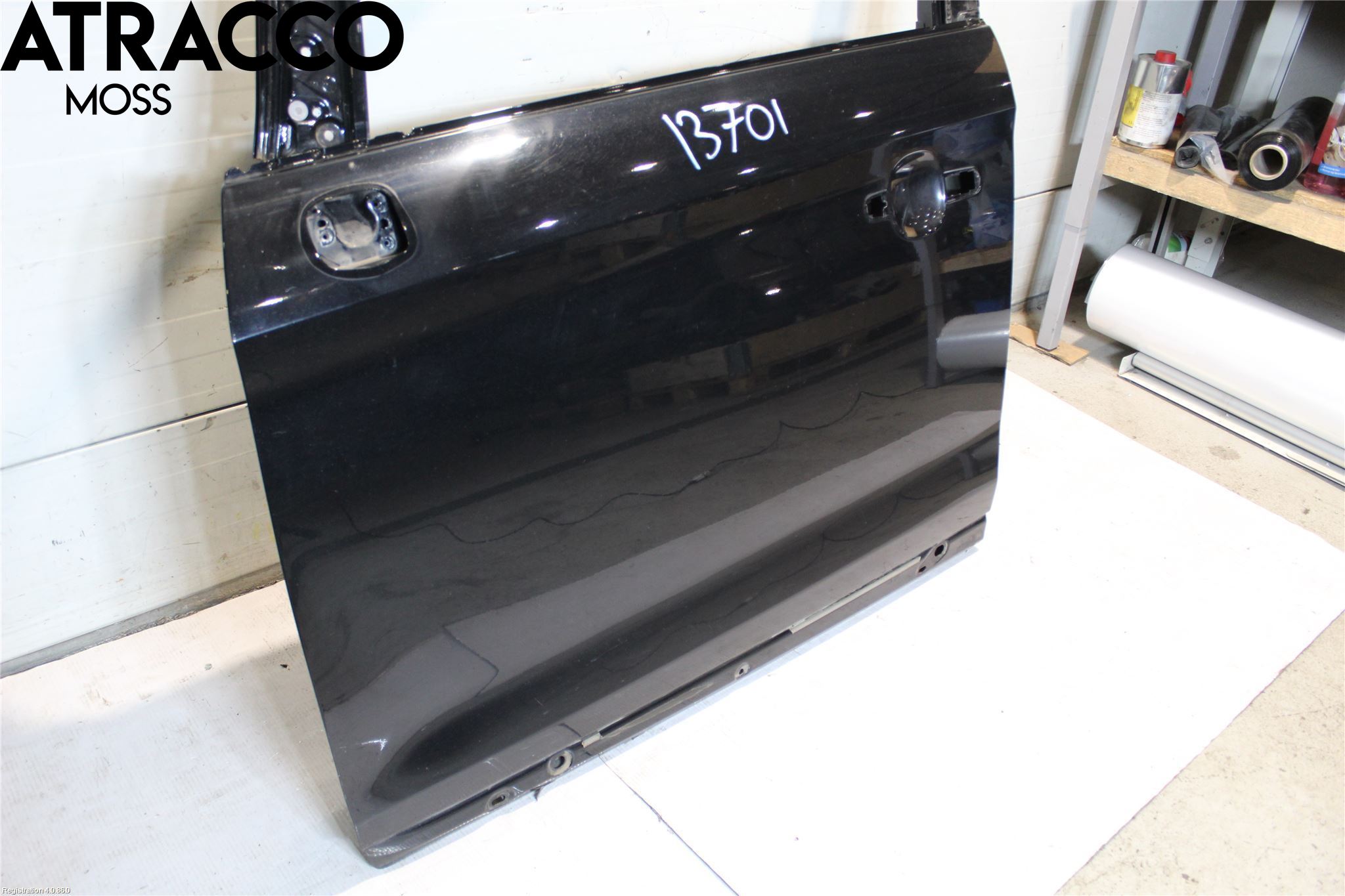 Ford KUGA 08-12 Dörr Fram Vänster