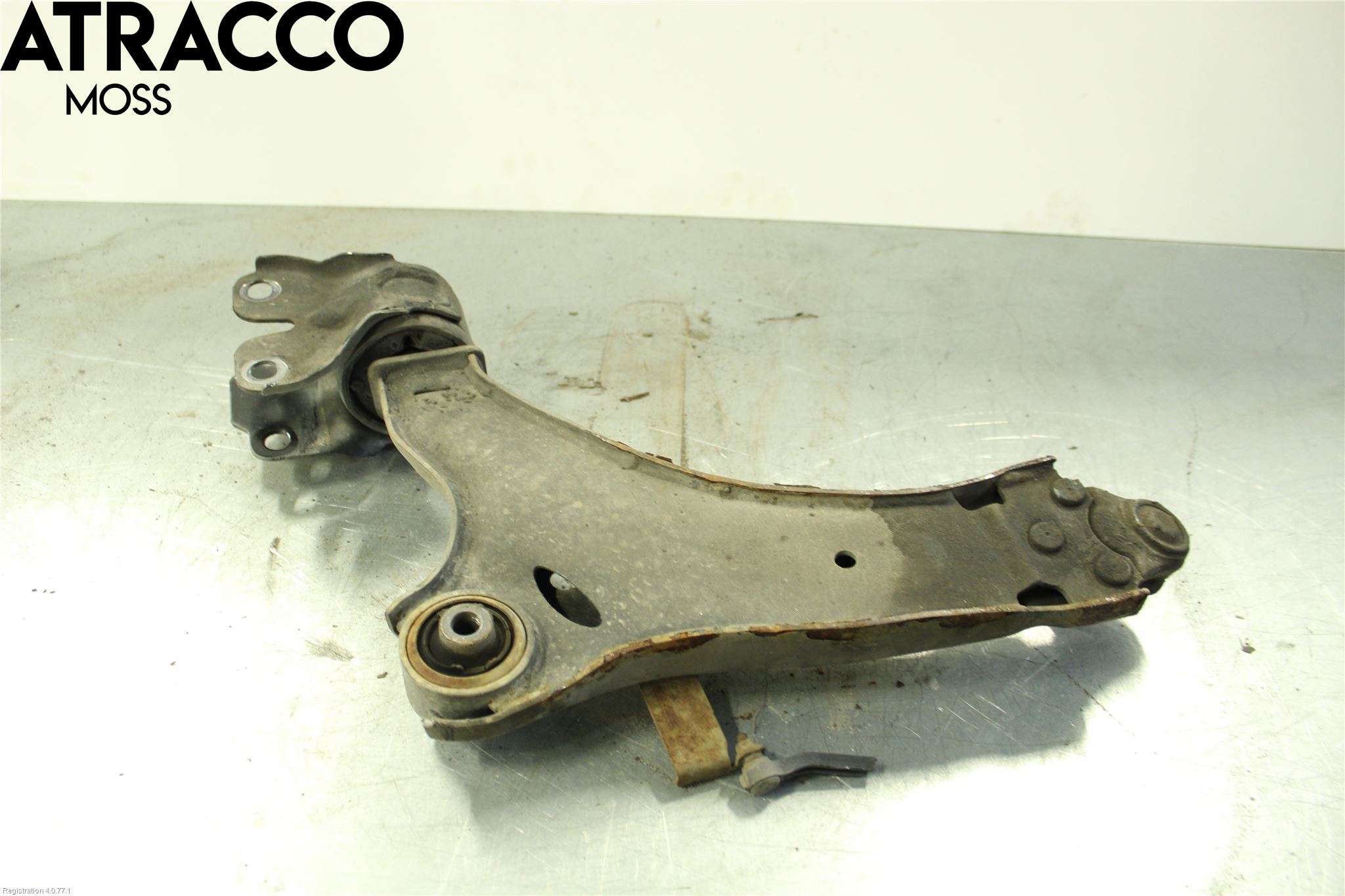 Volvo XC60 14-17 Bärarm Fram Undre Hö