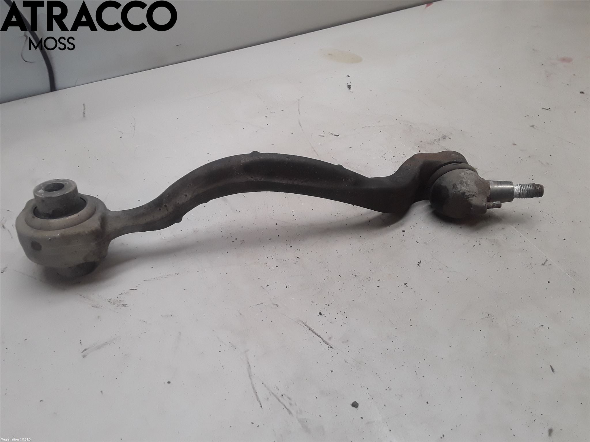 Mercedes-Benz MB E-KLASS (W212) 09-16 Bärarm Fram Undre Hö