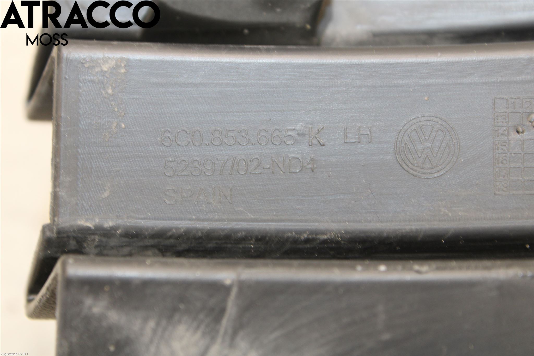 Volkswagen VW POLO 10-17 Dimljussarg Fram