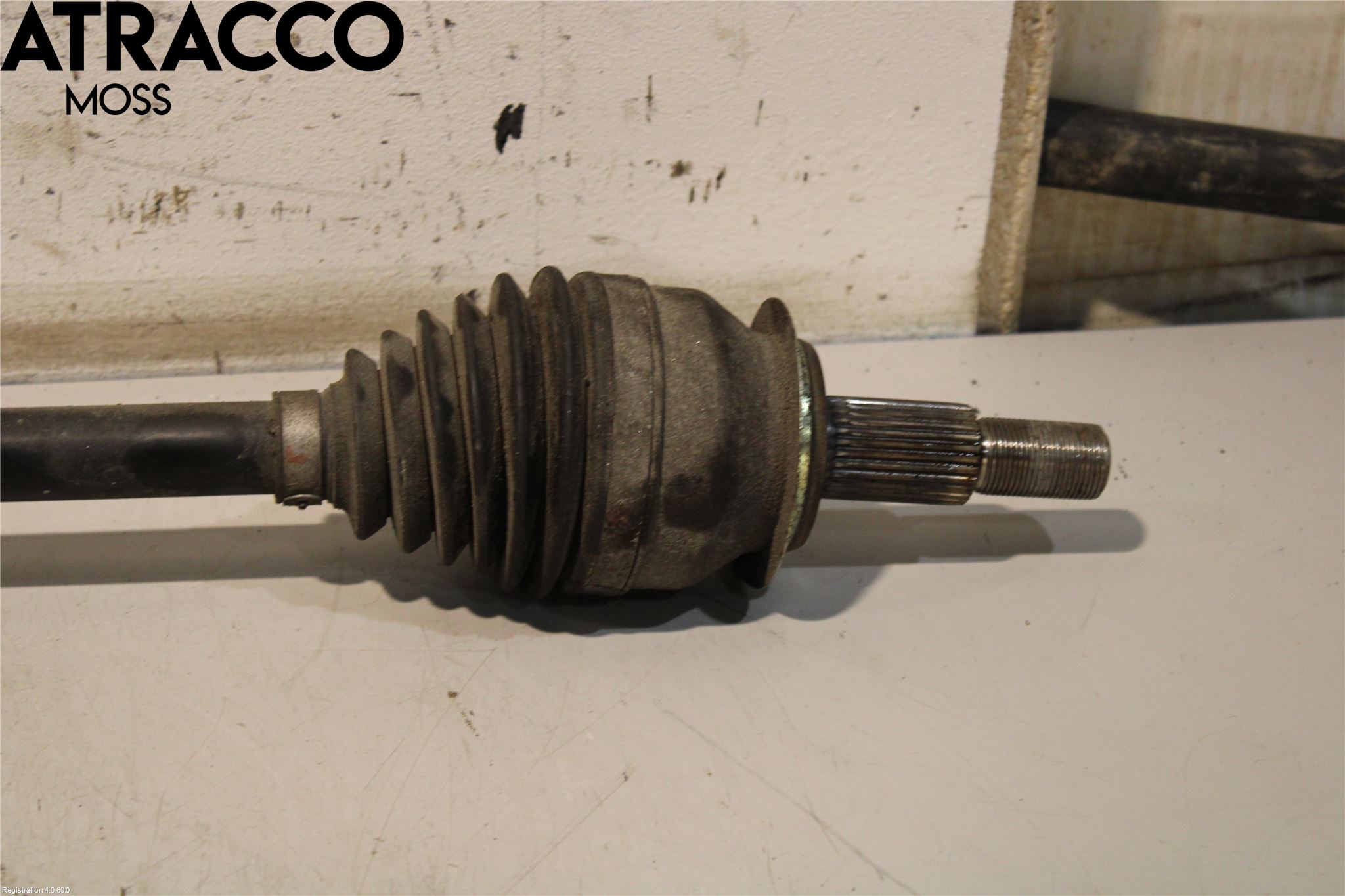 Mazda CX-30 20- Drivaxel Fram Höger