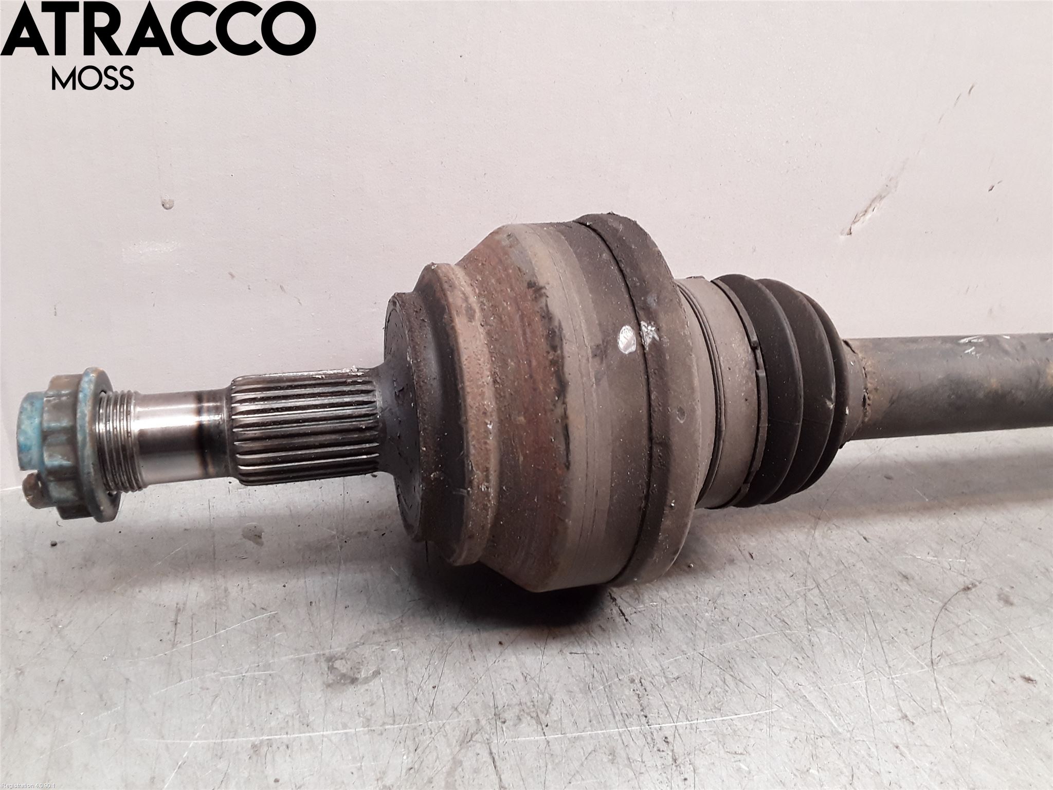 Mercedes-Benz MB C-KLASS (W205) 14-21 Drivaxel Bak Höger