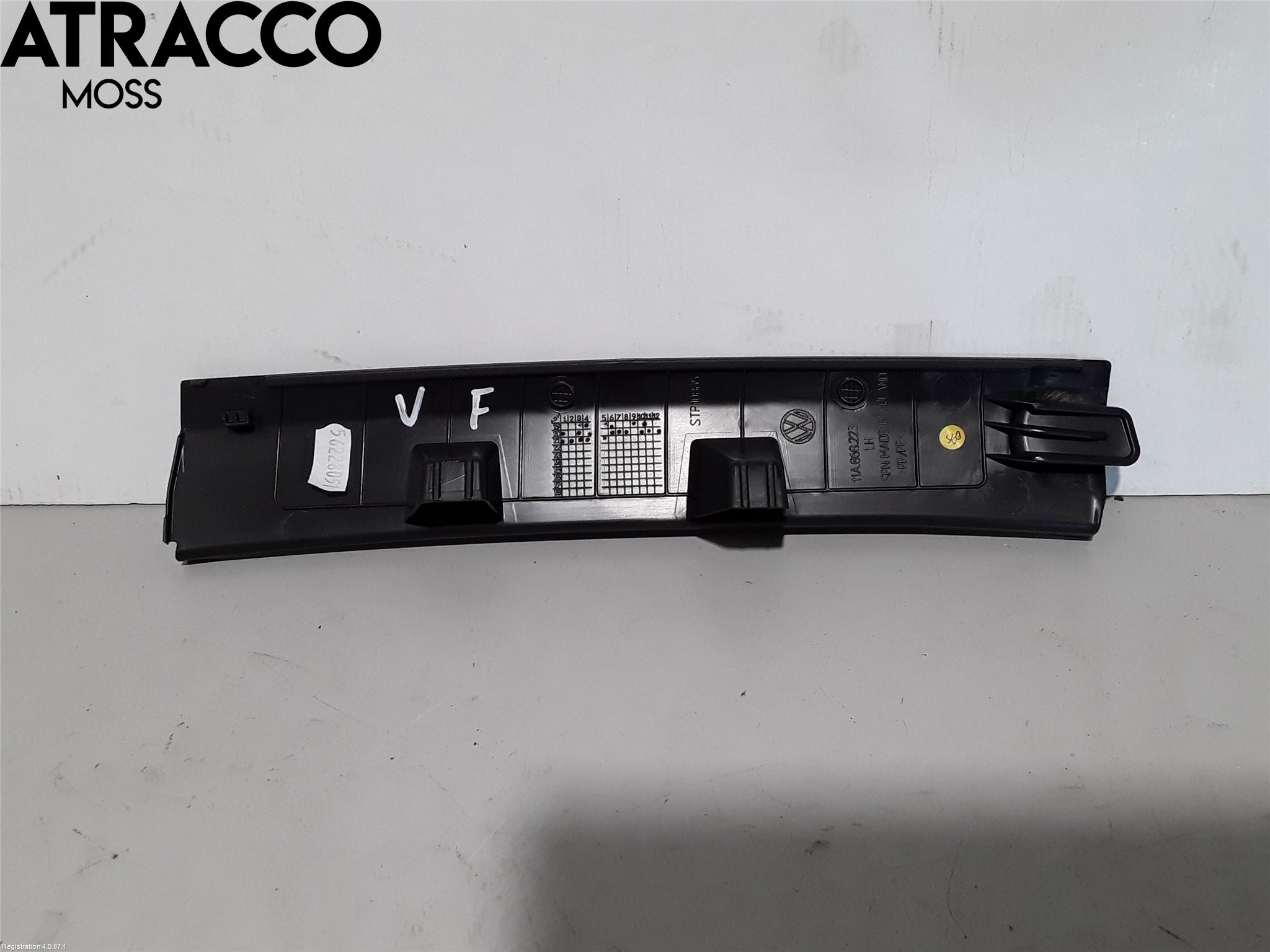 Volkswagen VW ID.4 21- Inr Plastd A-B-C Stolpe