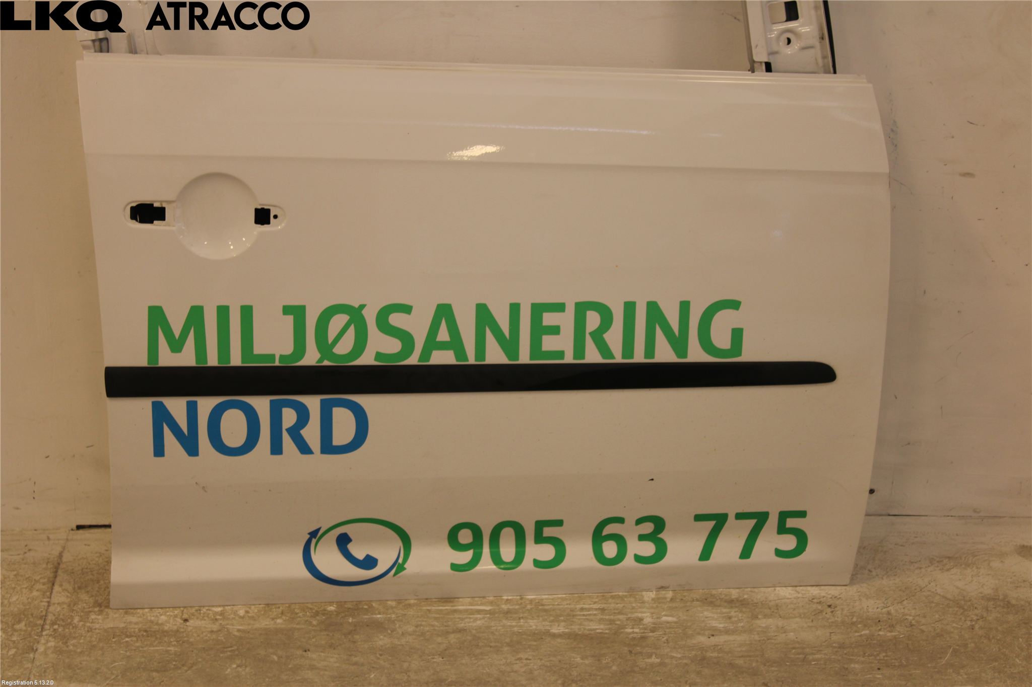 Volkswagen VW CADDY 16-20 Dörr Fram Höger