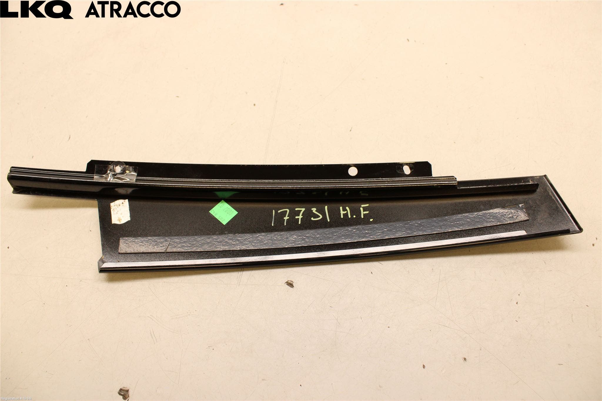 Mercedes-Benz MB C-KLASS (W205) 14-21 Dörr Dekorlist Fram Hö