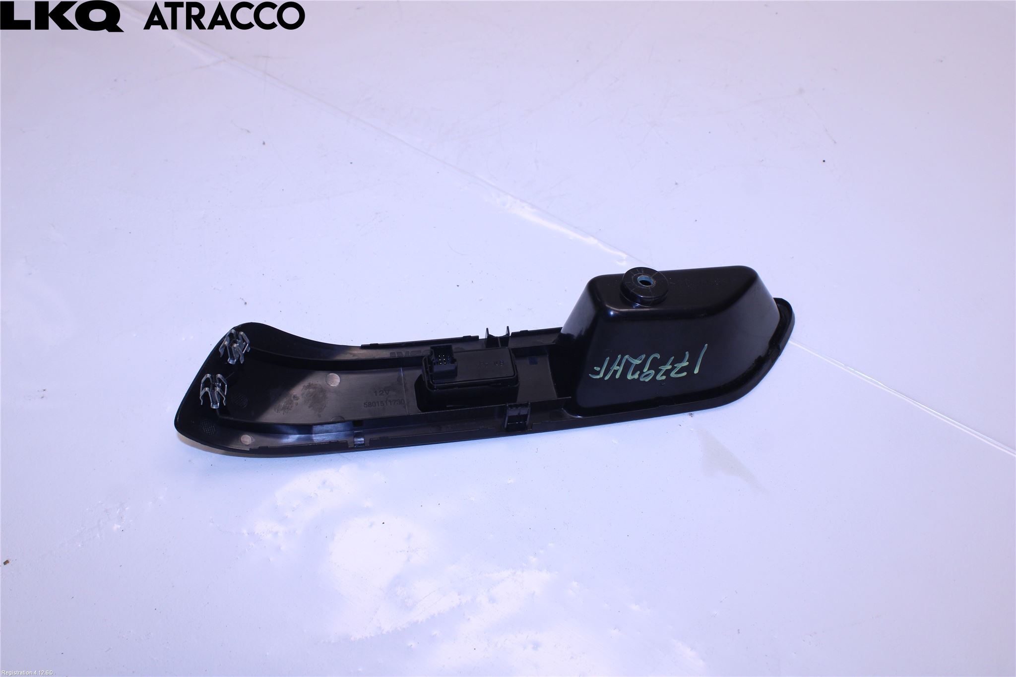 Iveco DAILY 14->> Strömställare Elhiss