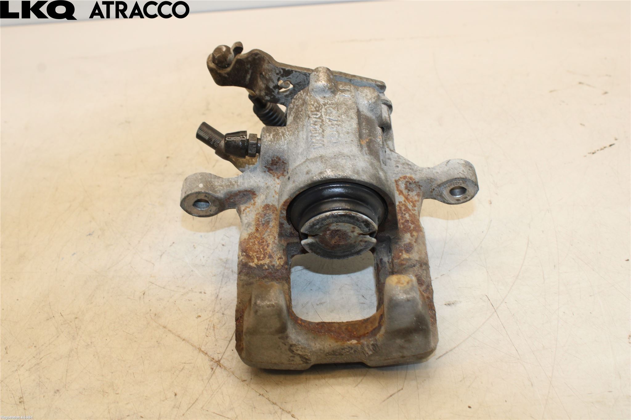 Volkswagen VW GOLF VI 09-13 Bromsok Bak Vänster