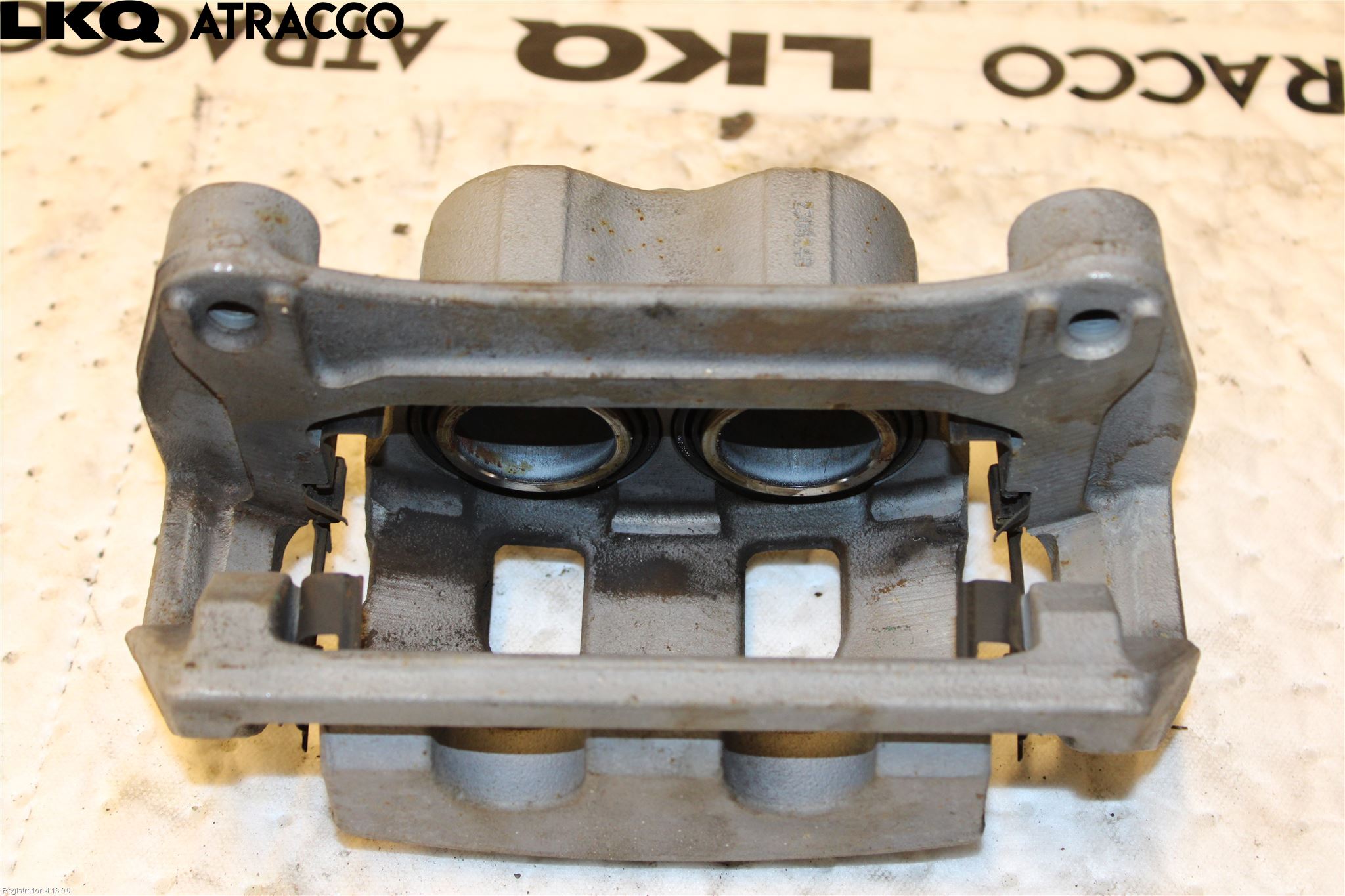 Kia EV9 24- Bromsok Fram Höger