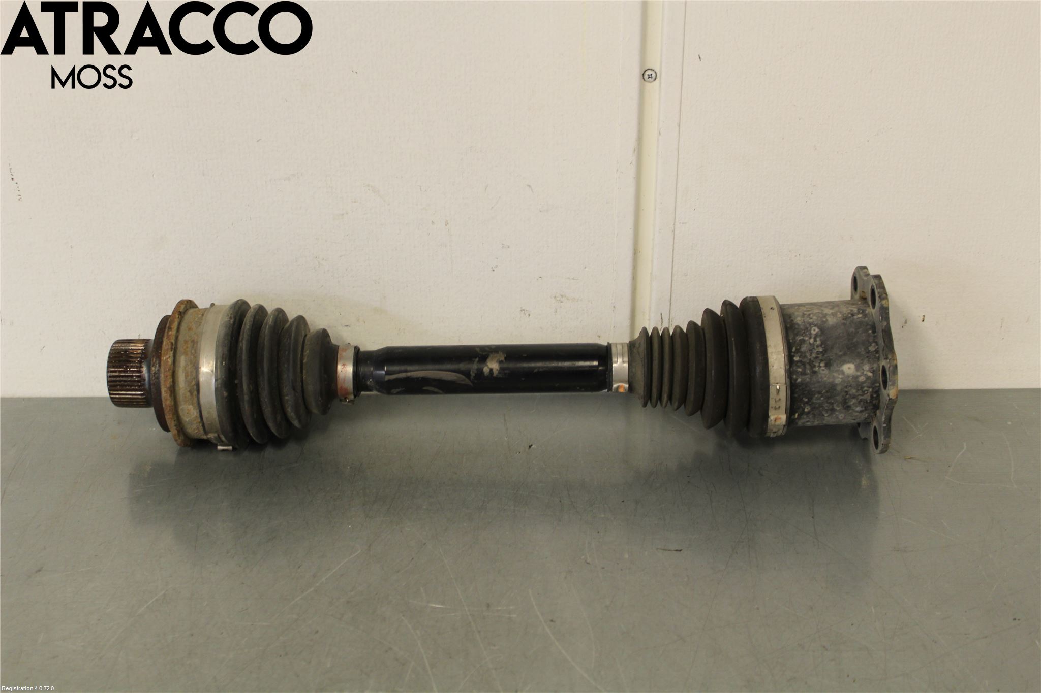 Audi A4/S4 B9 16-19 Drivaxel Fram Höger