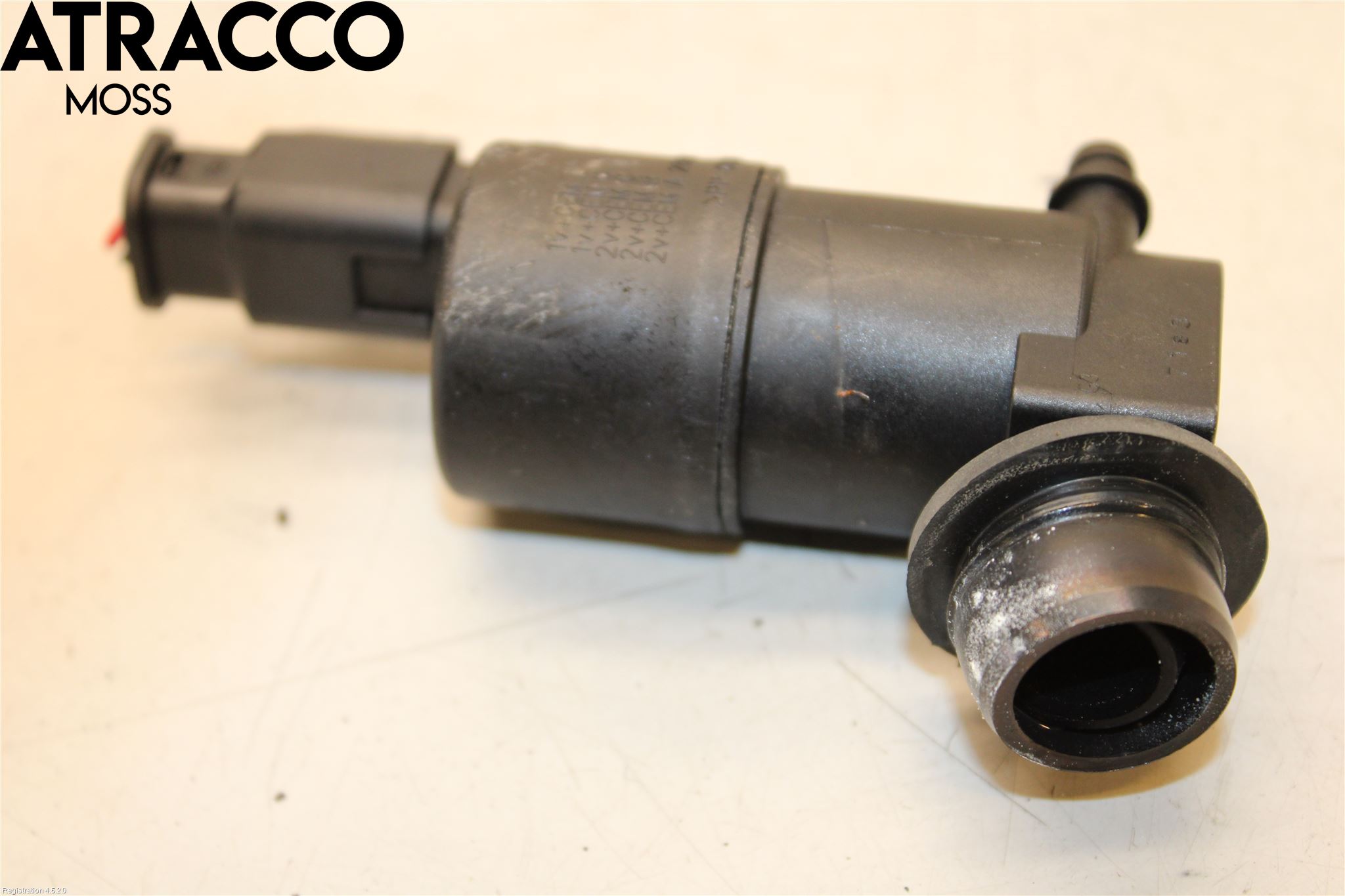 Mercedes-Benz MB C-KLASS (W204) 07-15 Spolarpump Vindruta
