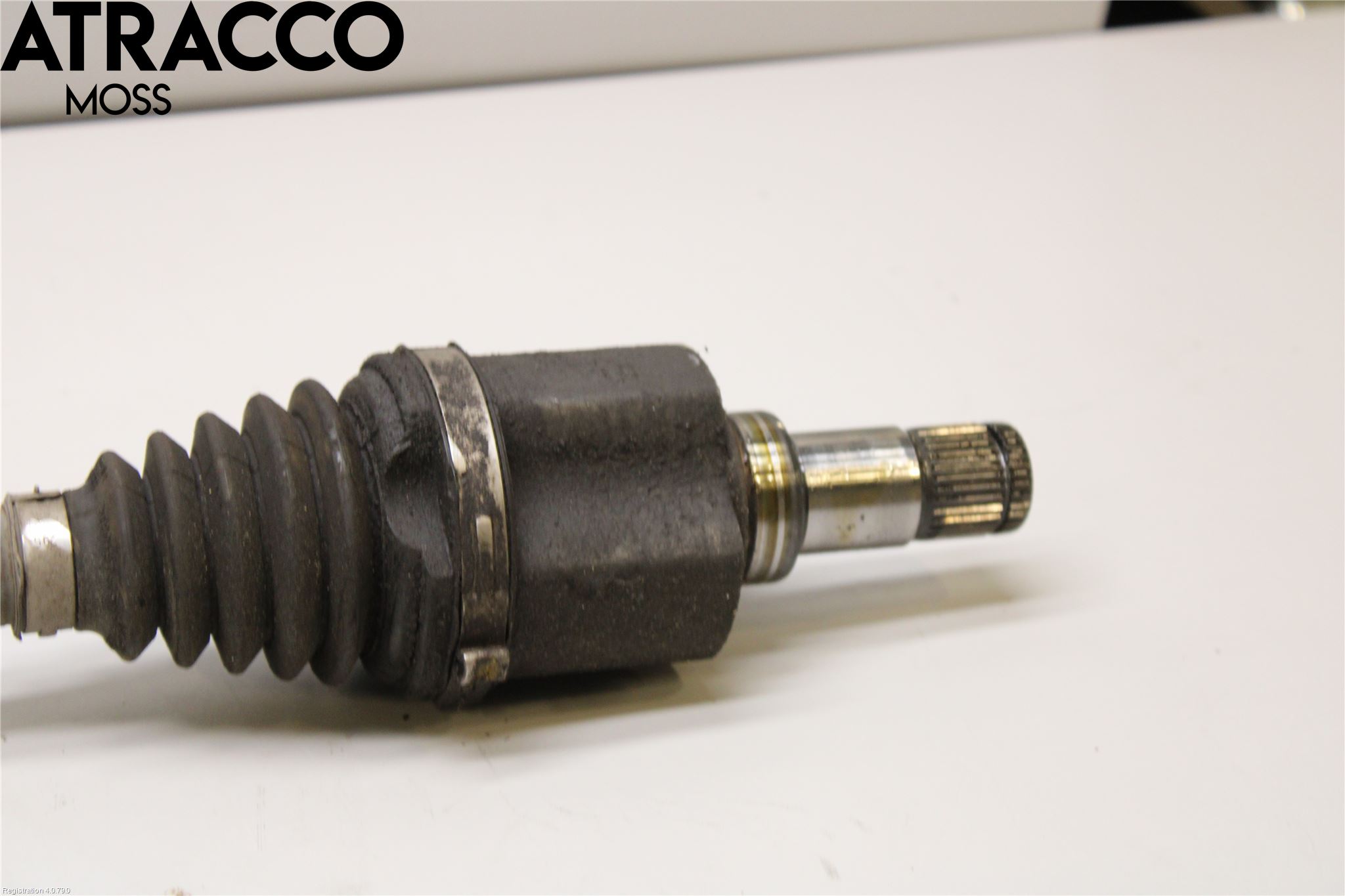 Volkswagen VW POLO VI 18->> Drivaxel Fram Höger