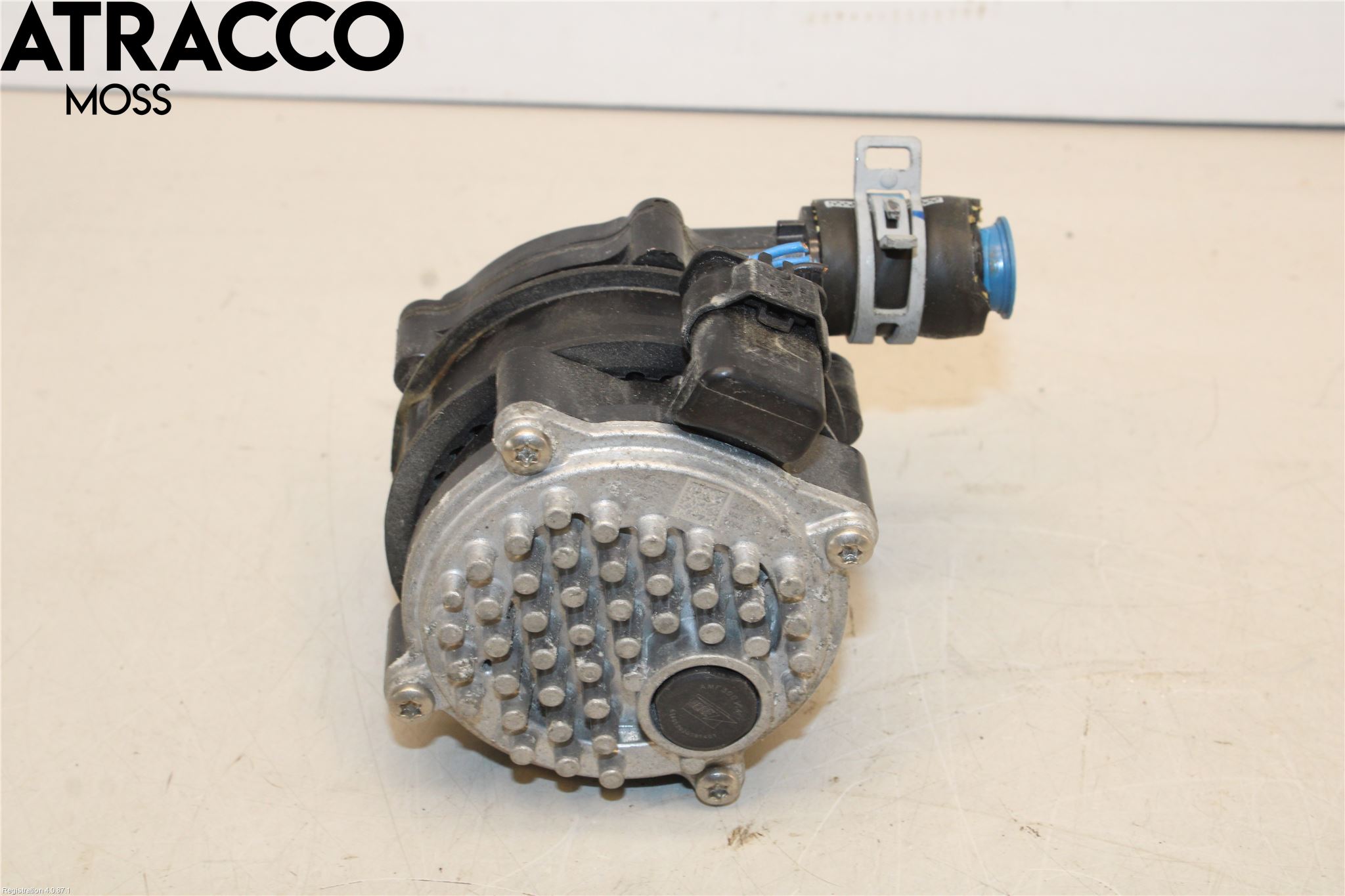 Volvo XC40/RECHARGE 18- Vattenpump
