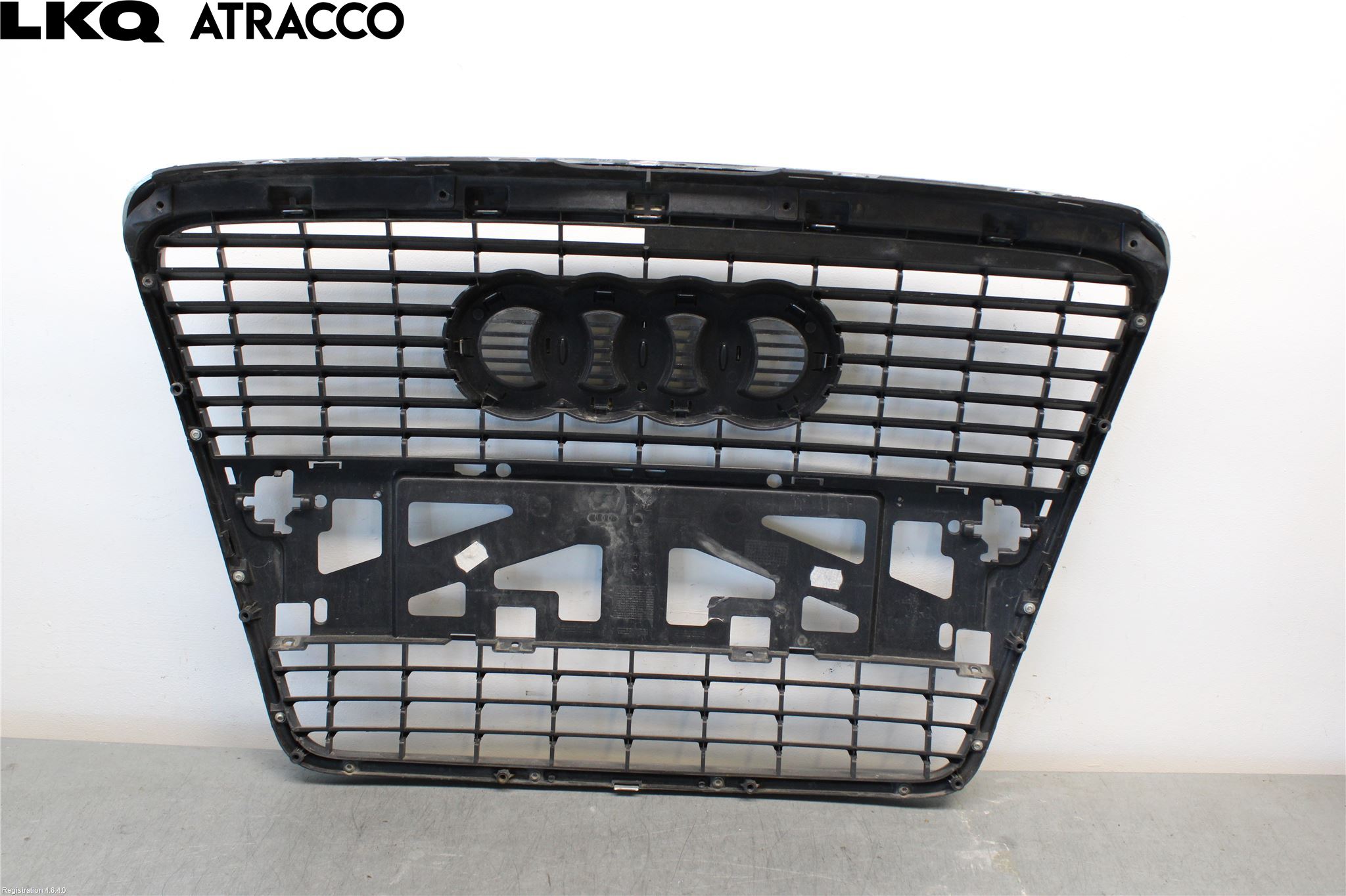 Audi A6/S6     05-11 Grill Komp