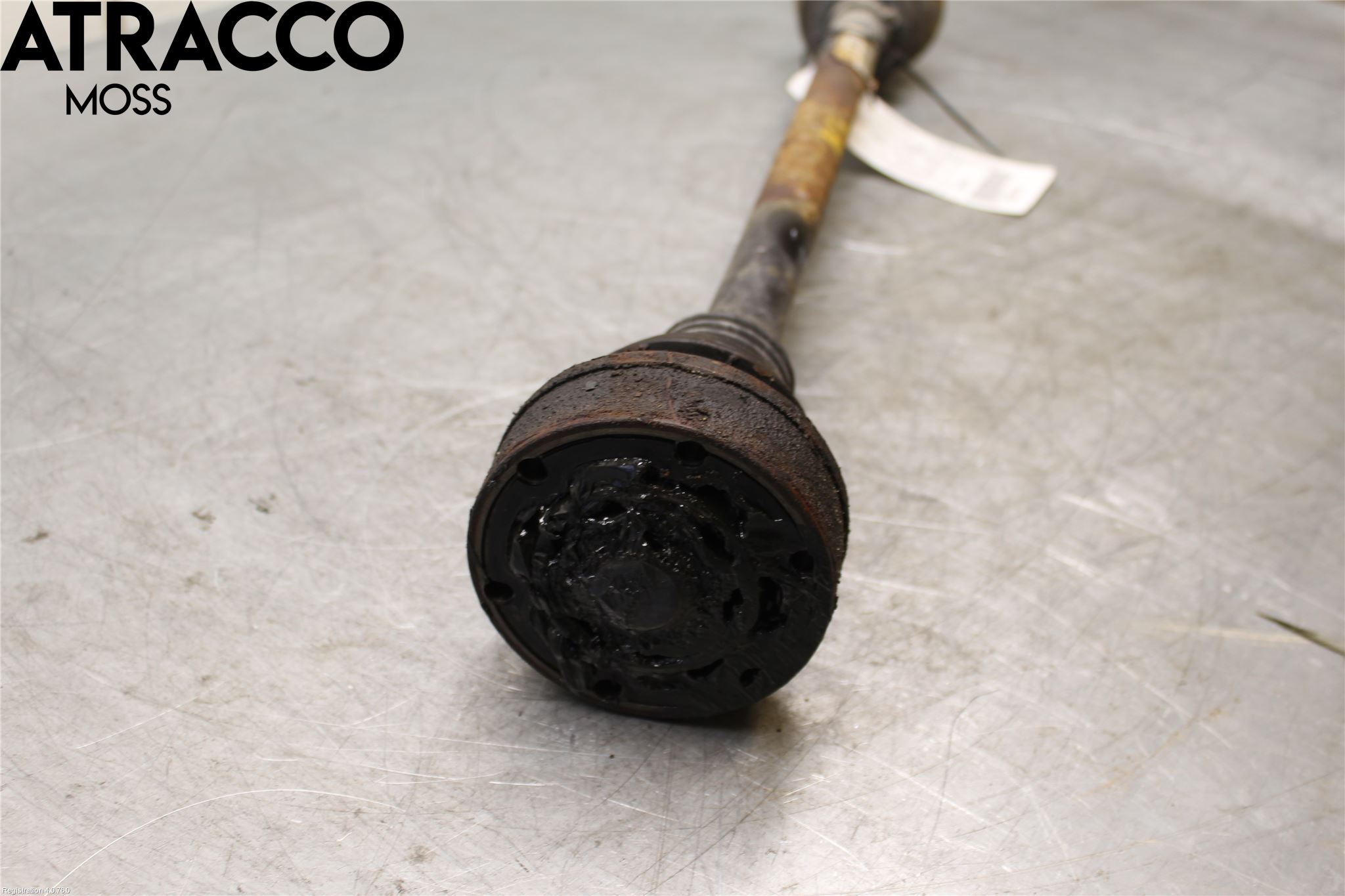 Volkswagen VW TIGUAN 07-16 Drivaxel Bak Höger