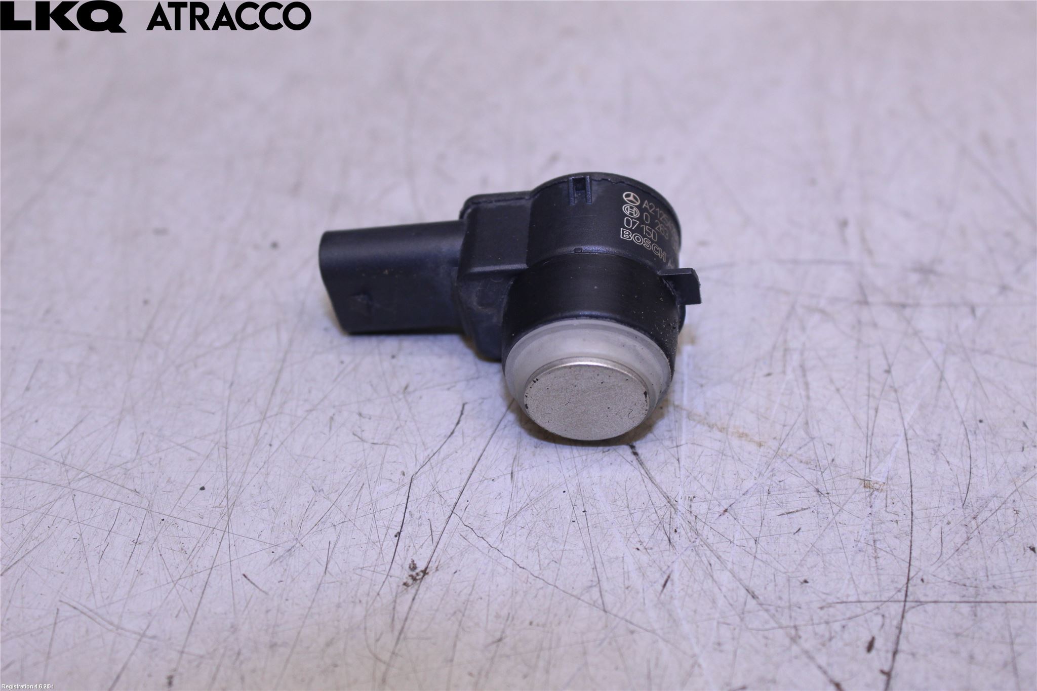 Mercedes-Benz MB E-KLASS (W212) 09-16 Parkeringshjälp Frontsensor