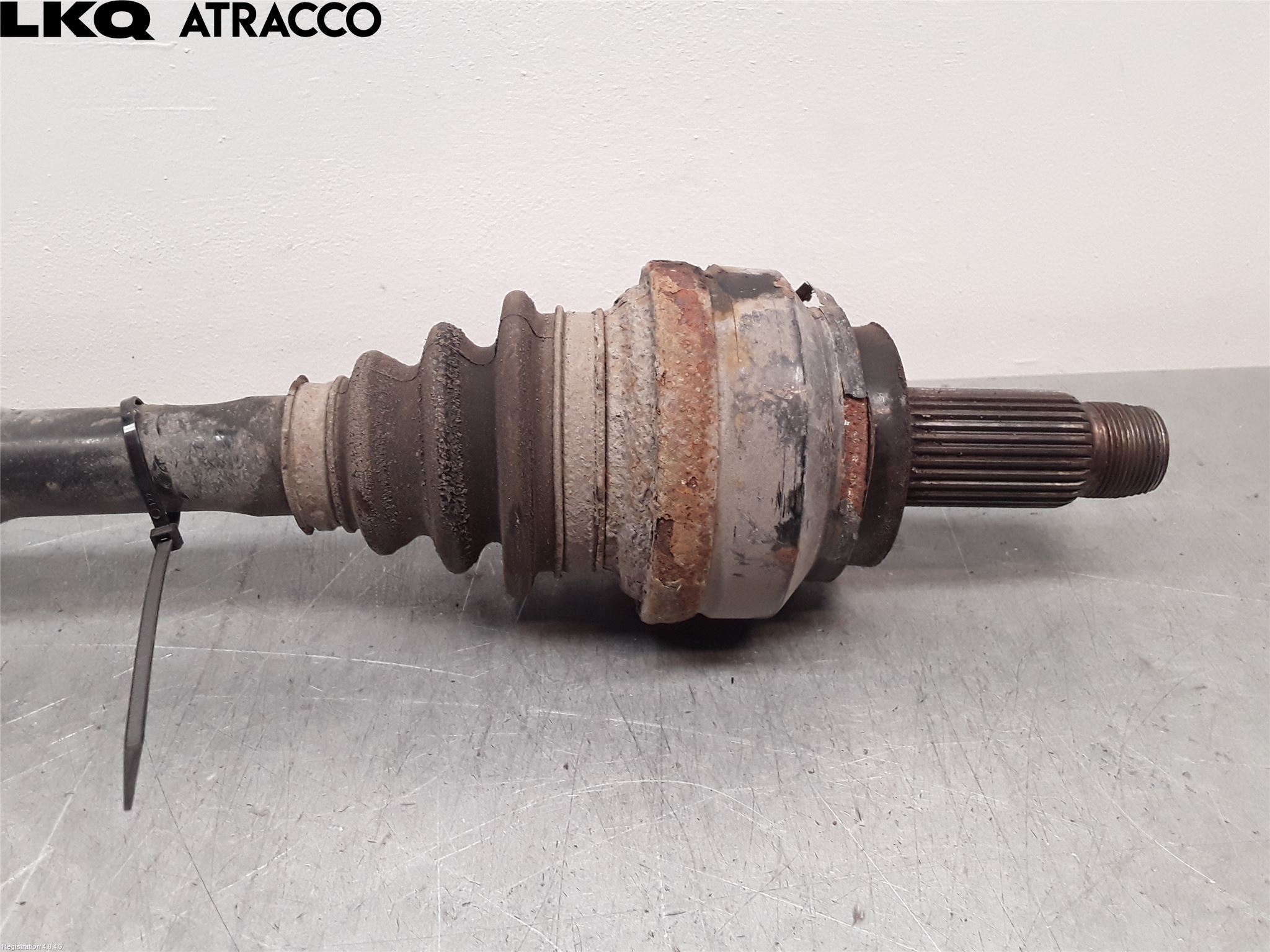 BMW 5 F10/F11/F18 09-17 Drivaxel Bak Vänster