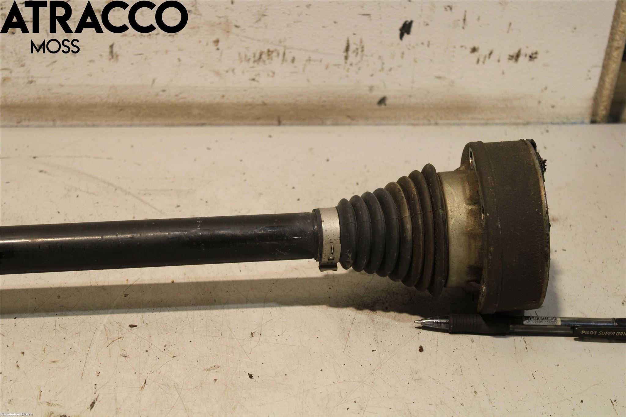 Volkswagen VW TIGUAN 07-16 Drivaxel Bak Vänster