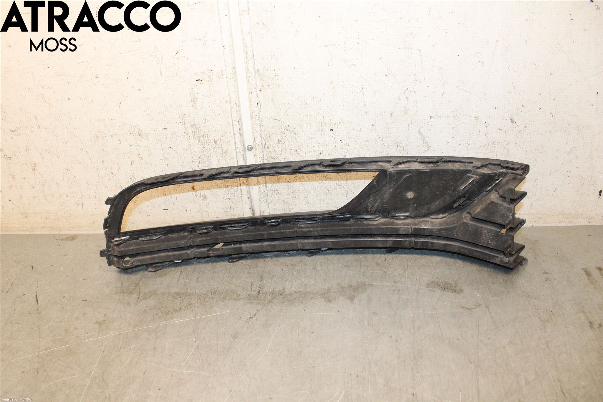 Volkswagen VW PASSAT 11-14 Dimljussarg Fram