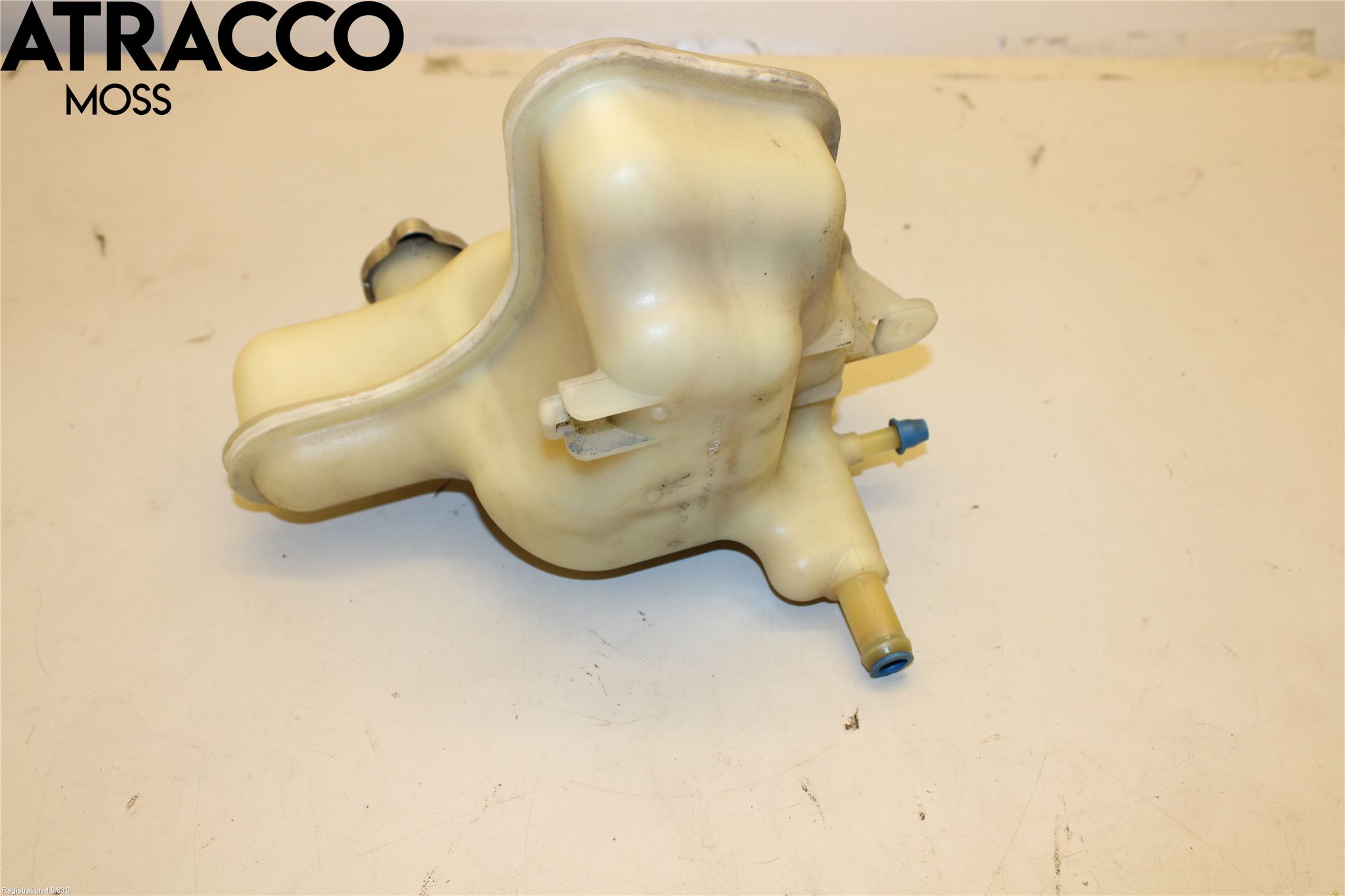 Mitsubishi OUTLANDER 07-12 Expansionstank