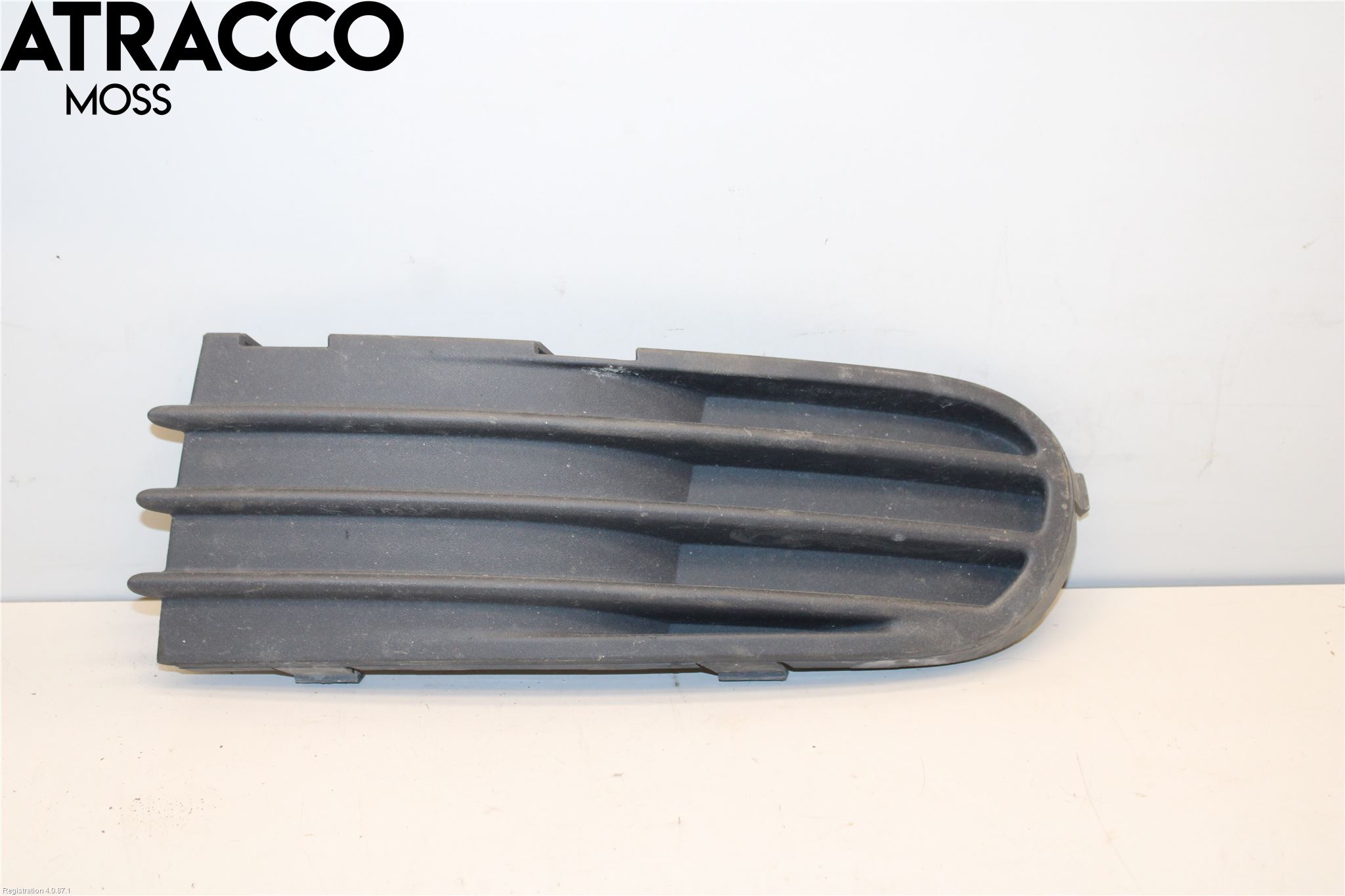 Volvo V50 04-07 Grilldel Vänster