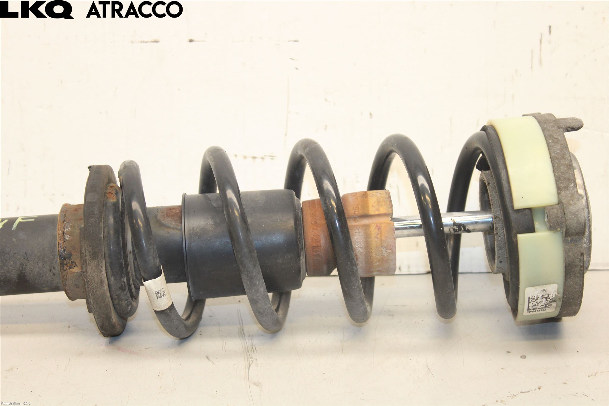 Audi A4/S4 B9 16-19 Fjäderben Fram Vänster
