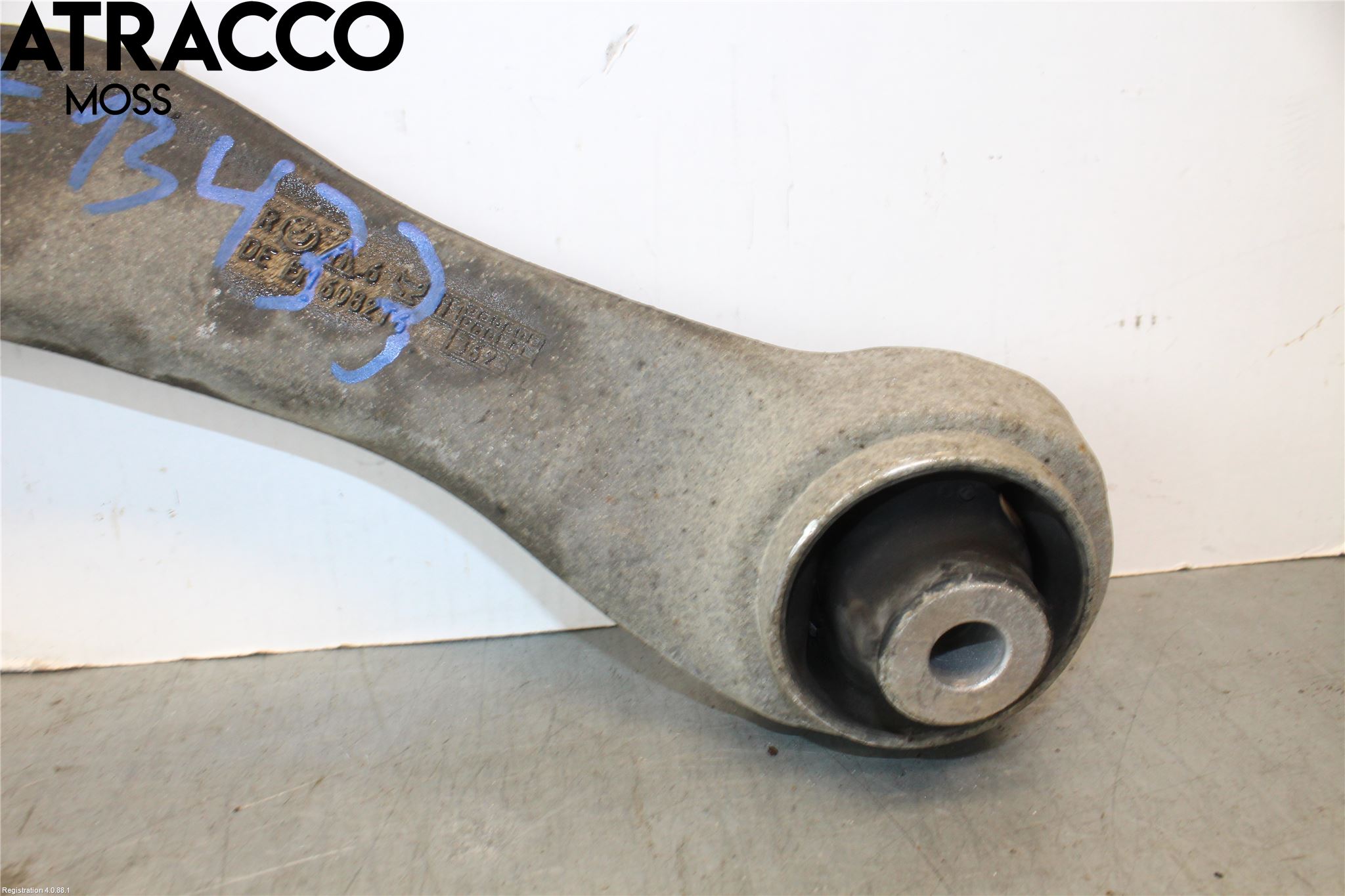 BMW 5 F10/F11/F18 09-17 Bärarm Fram Undre Hö