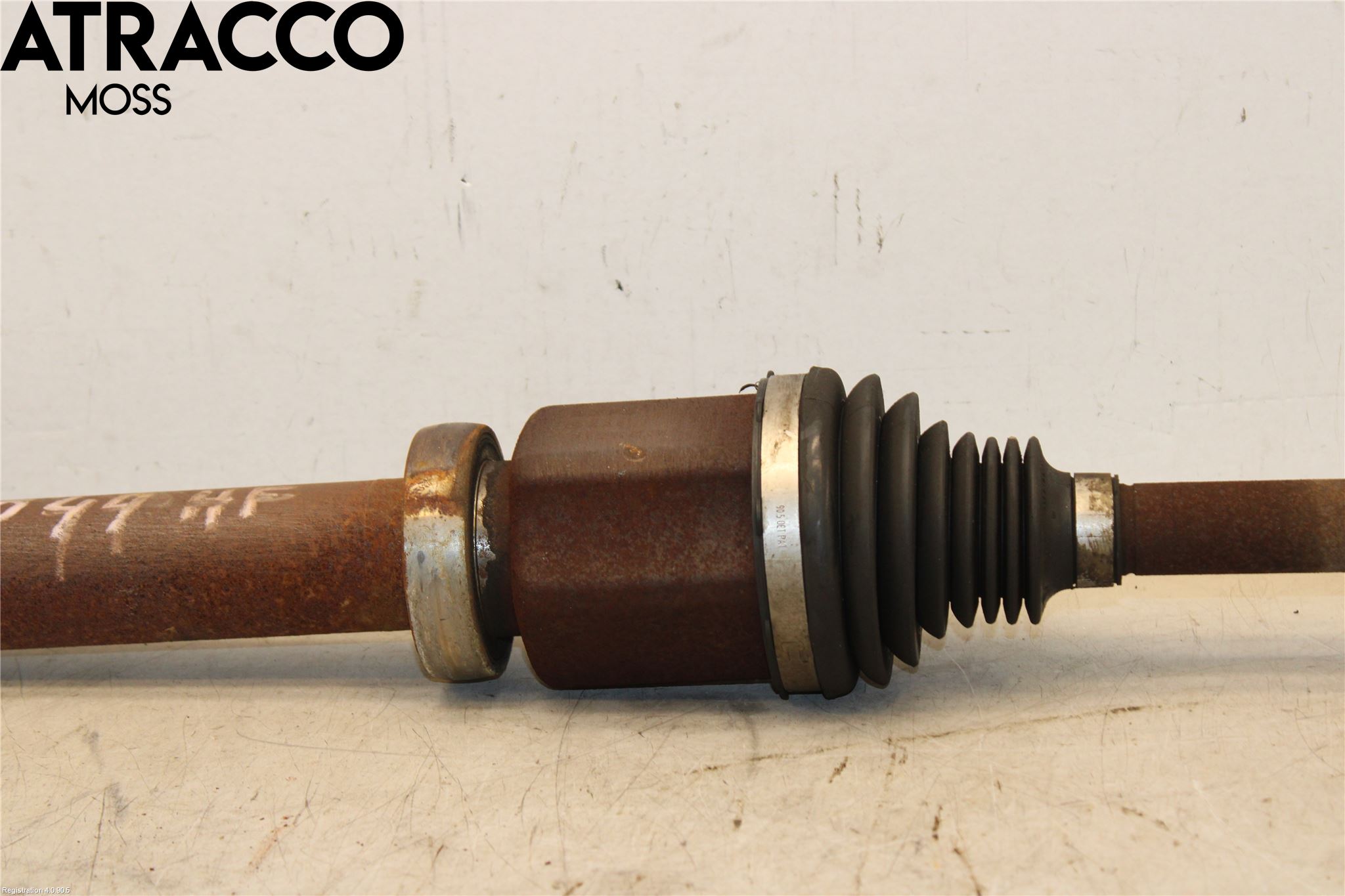 Volvo V40 12-19 Drivaxel Fram Höger