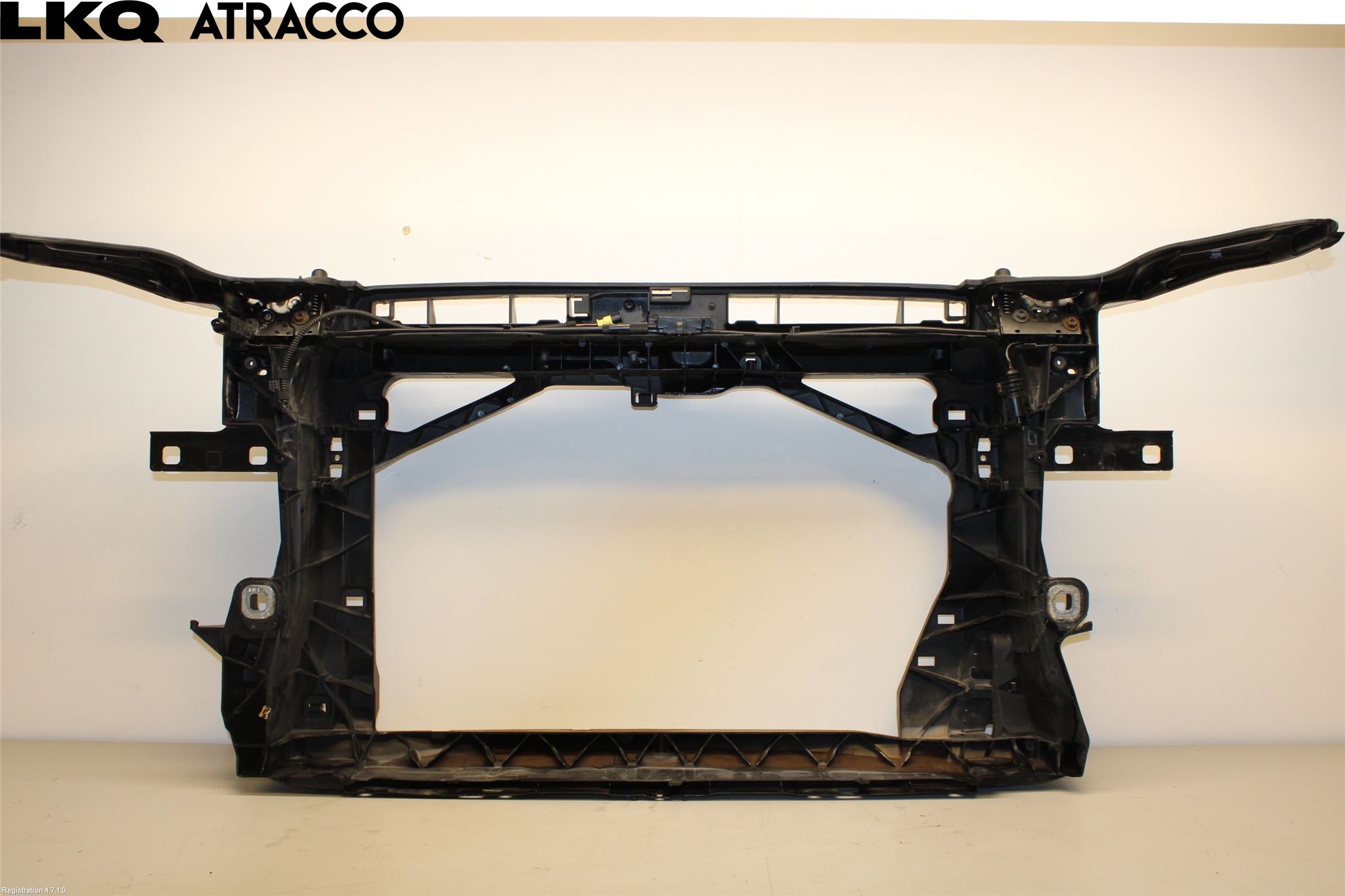 Audi A3/S3 8V 13-20 Frontplåt