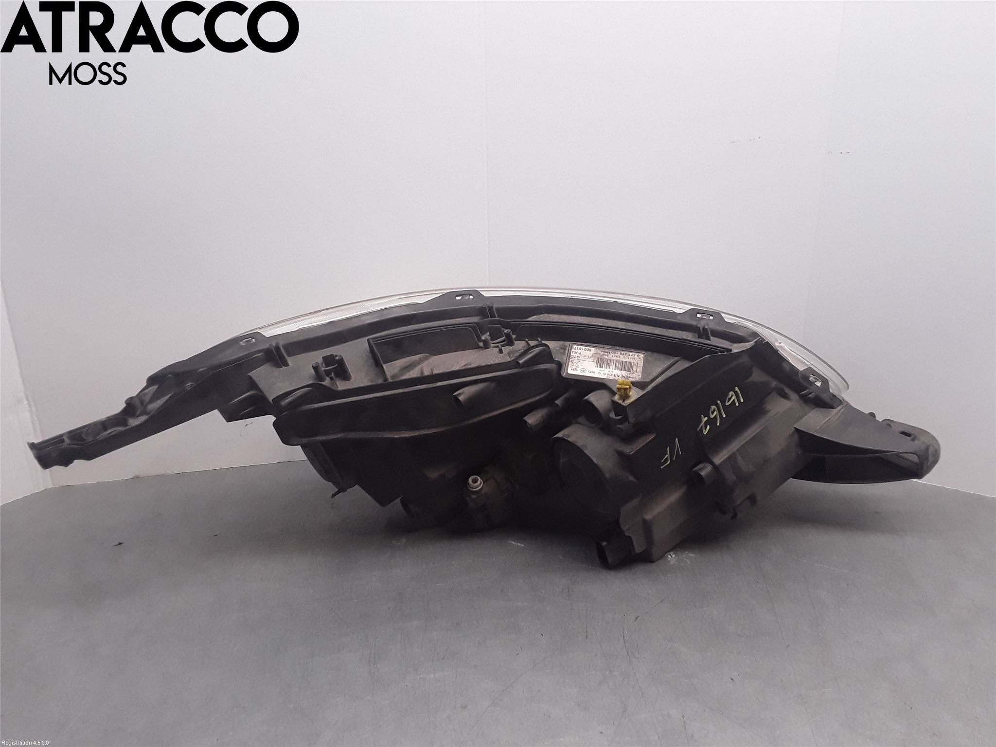 Peugeot 2008 13-20 Strålkastare Vänster