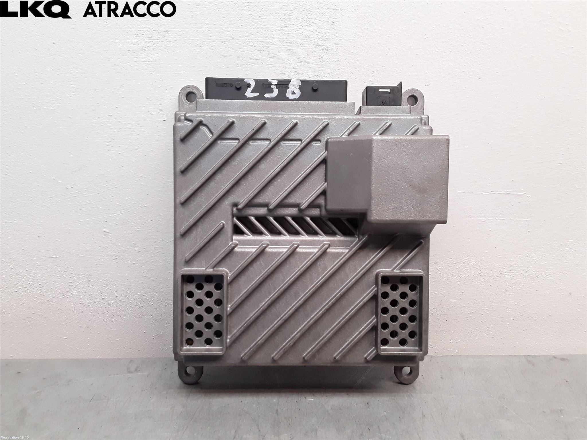 Mercedes-Benz MB C-KLASS (W205) 14-21 Radio-Stereo Förstärkare