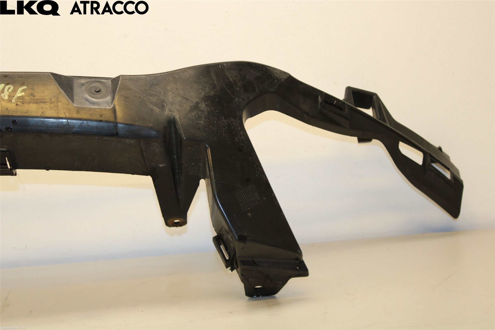 Ford KUGA 08-12 Stötfångarbeklädnad Fram