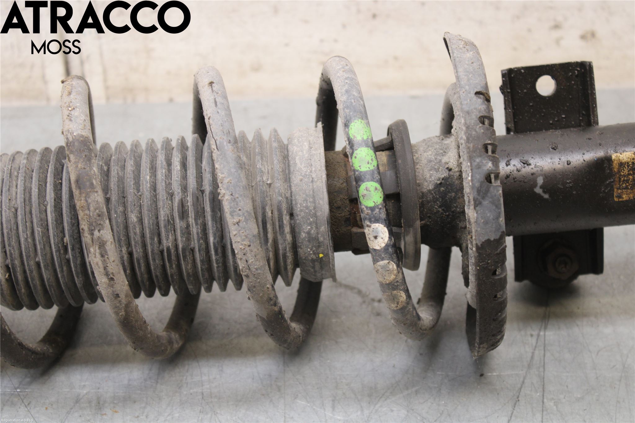 Volkswagen VW POLO 10-17 Fjäderben Fram Vänster