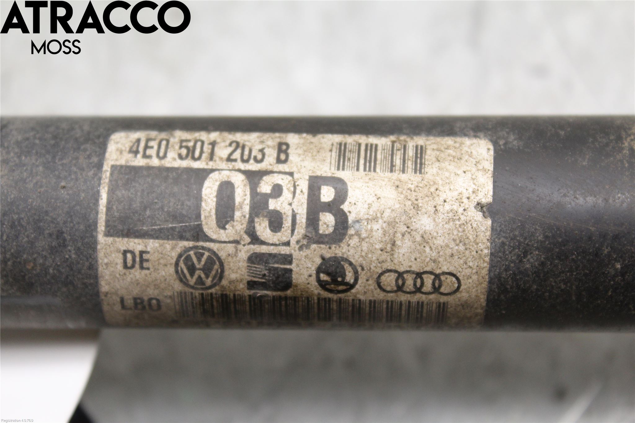 Audi A8/S8 4E  02-09 Drivaxel Bak Höger