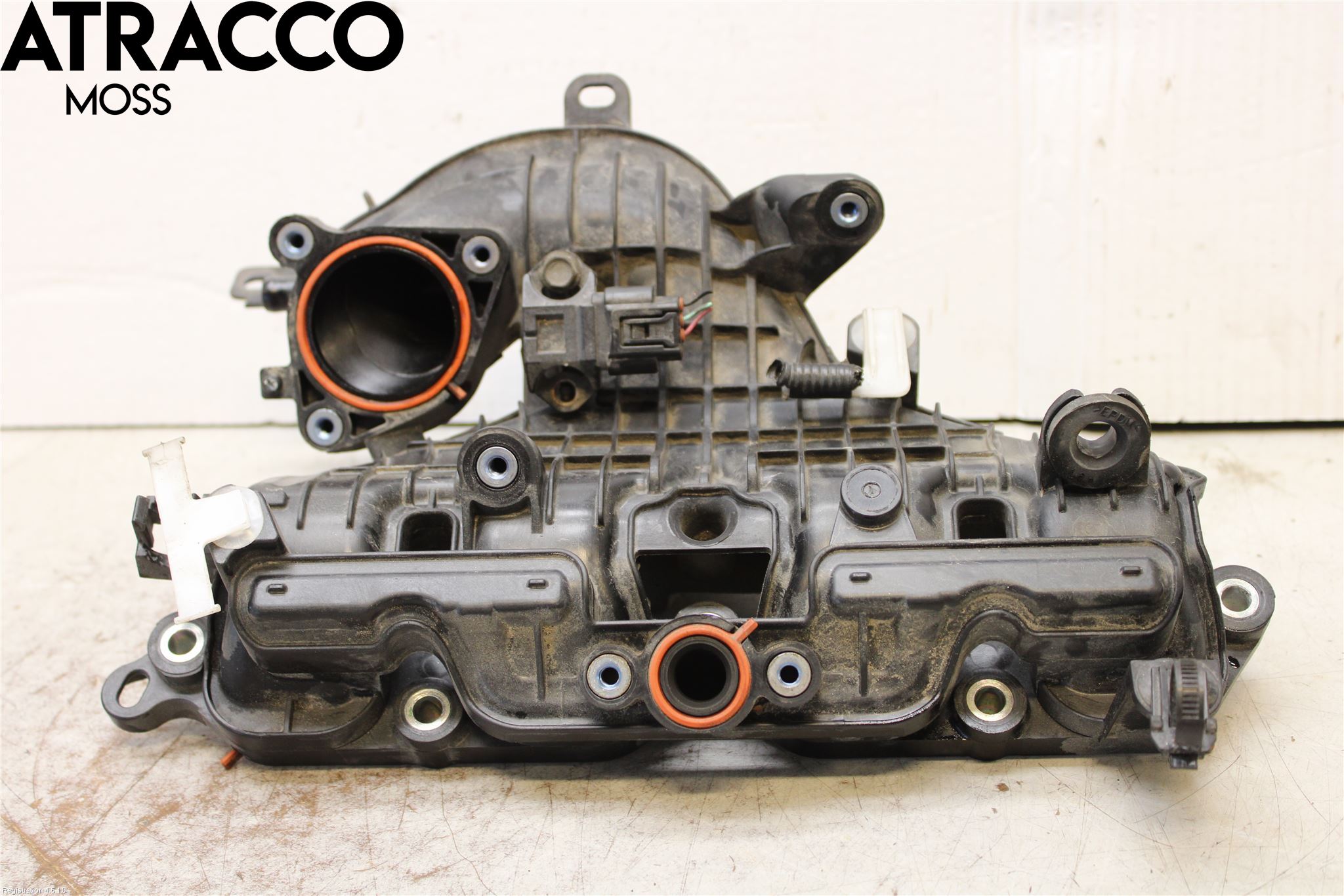Toyota YARIS XP130 12-14 Grenrör Insug