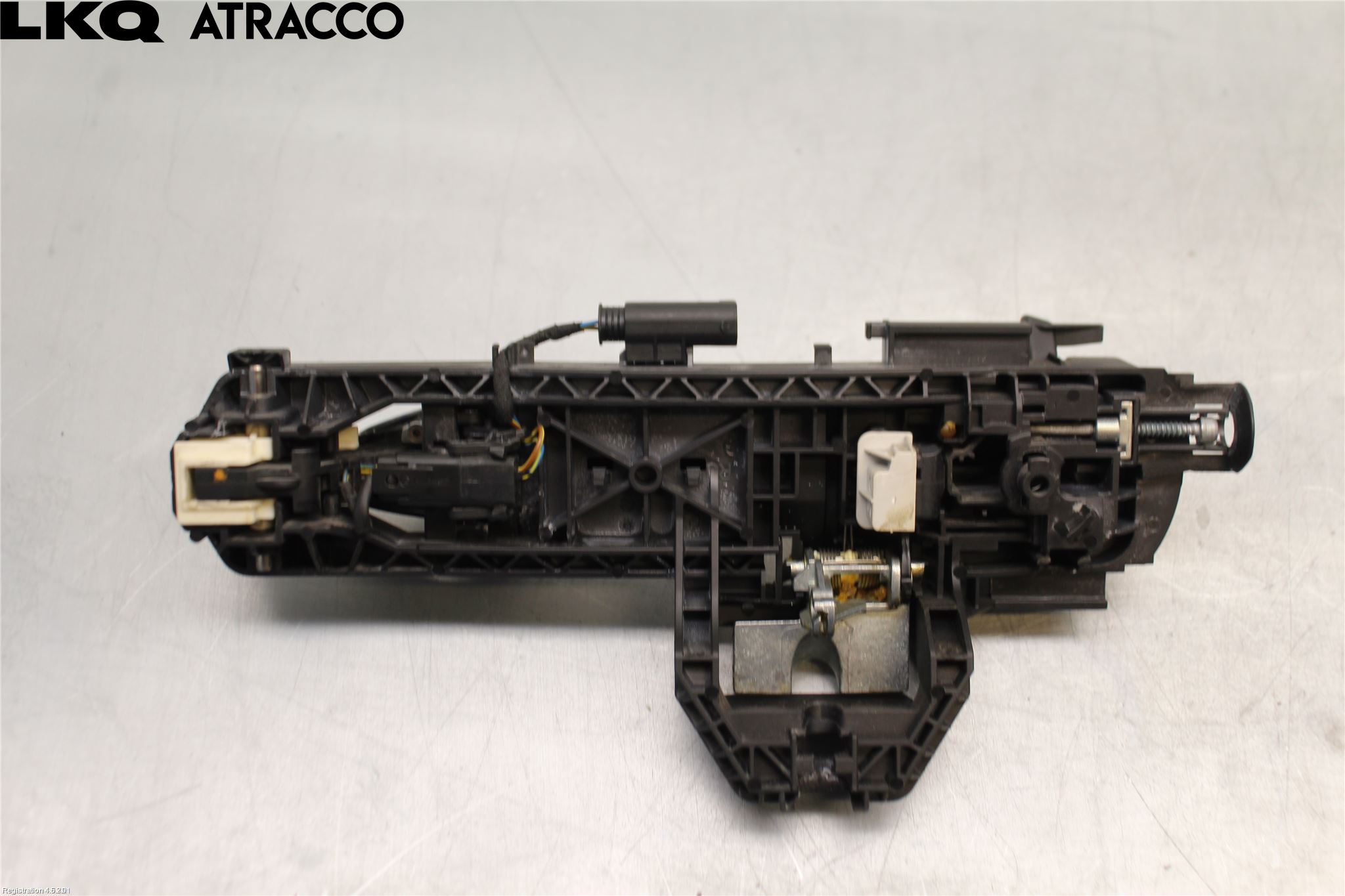 Mercedes-Benz MB E-KLASS (W212) 09-16 Dörrhandtag Yttre Hö