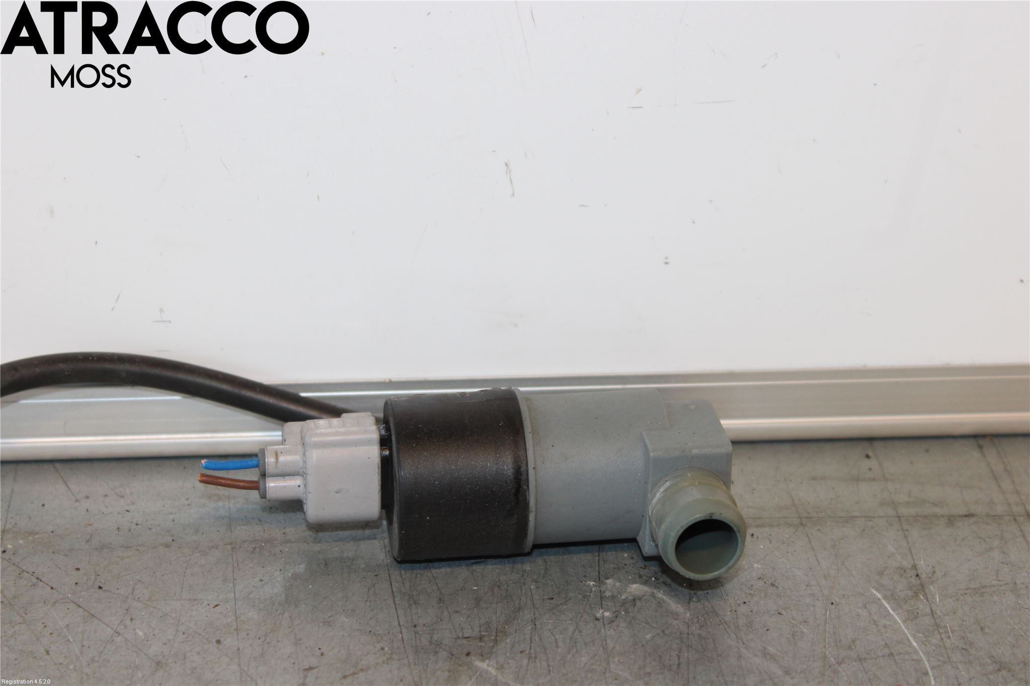 Toyota YARIS XP130 15-20 Spolarpump Vindruta