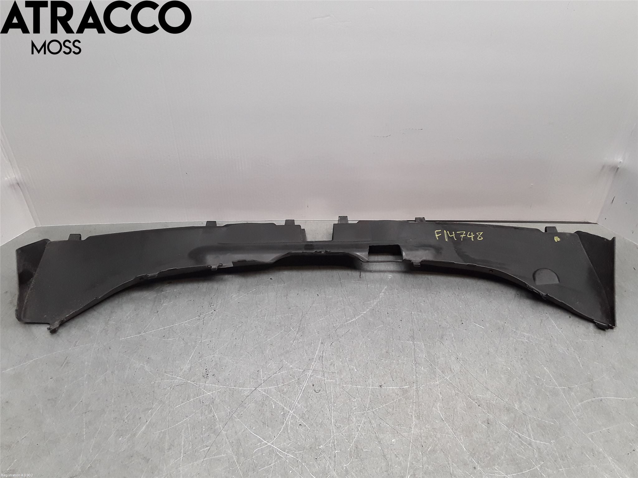 Ford TRANSIT/TOURNEO CONNECT 13-22 Stötfångarbeklädnad Fram