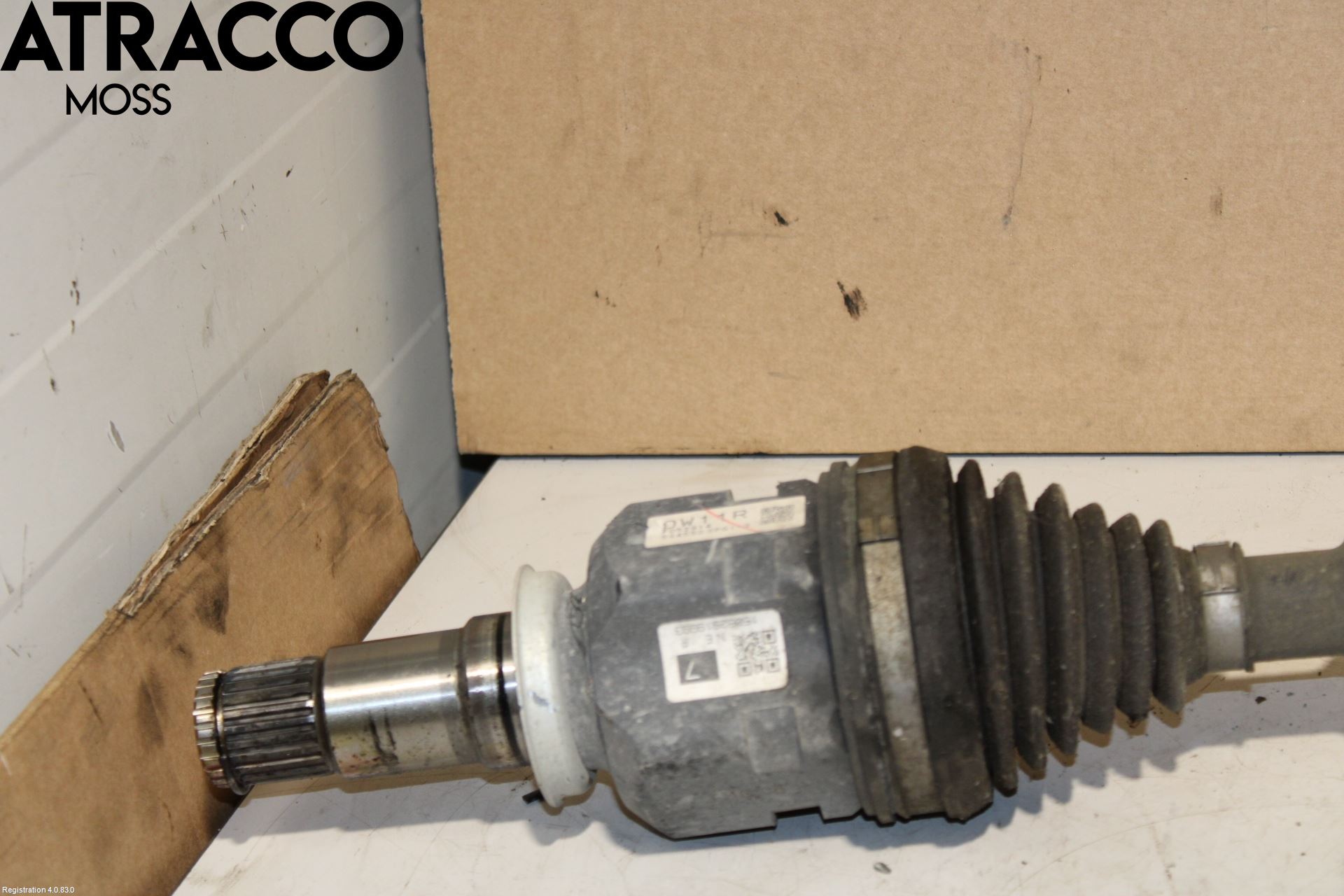 Lexus CT 200h Drivaxel Fram Höger