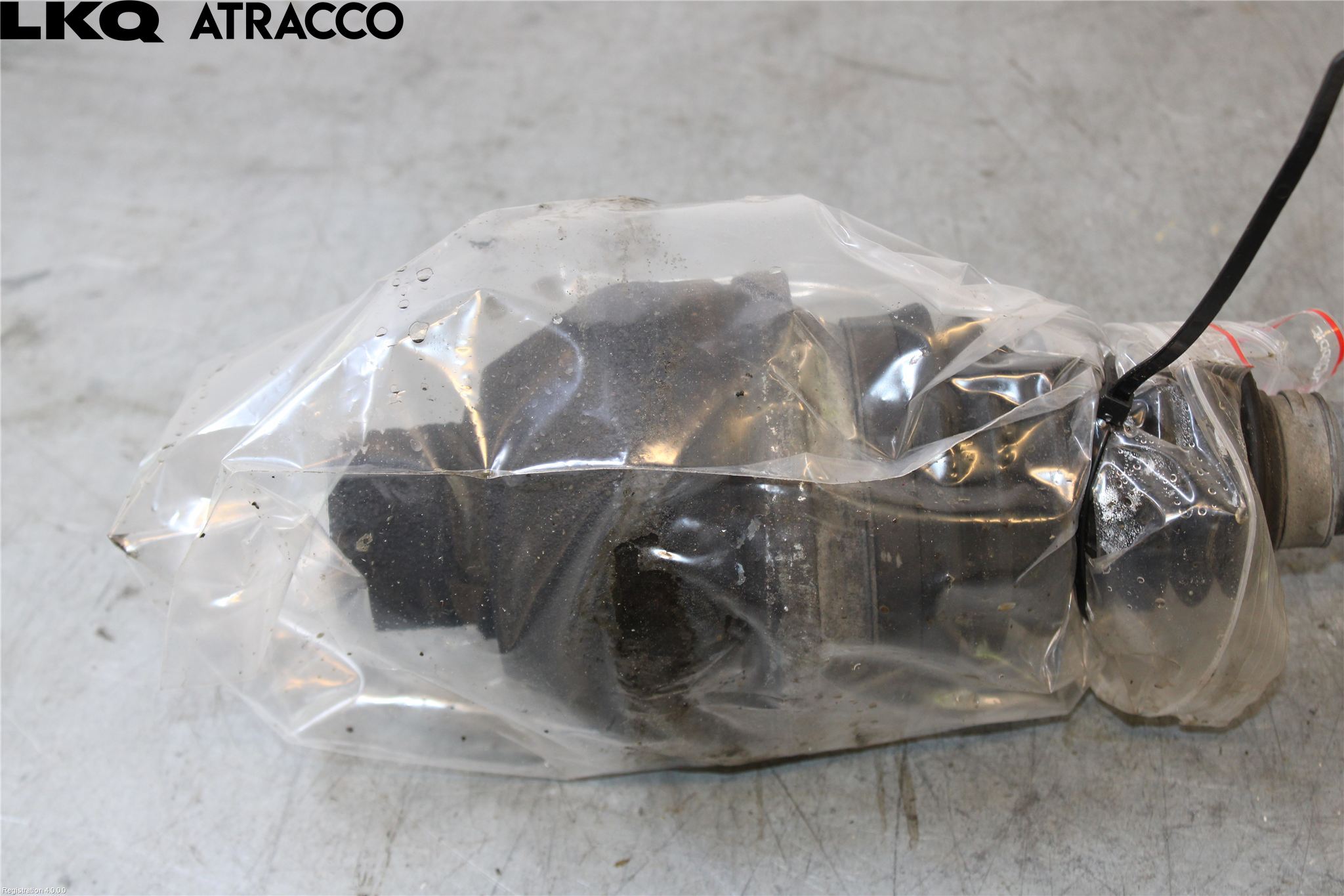 Volkswagen VW TRANSP/CARAVELLE (T5) 04-15 Drivaxel Fram Höger