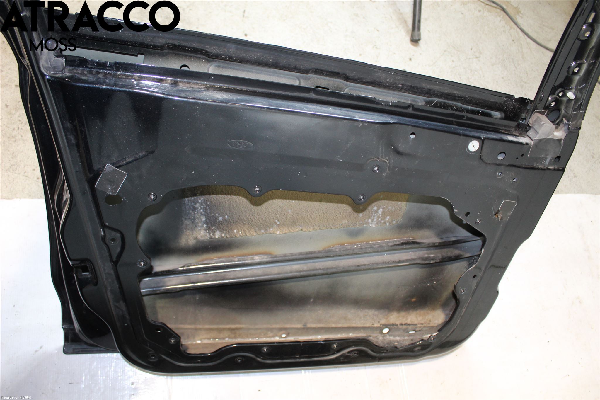 Ford KUGA 08-12 Dörr Fram Vänster