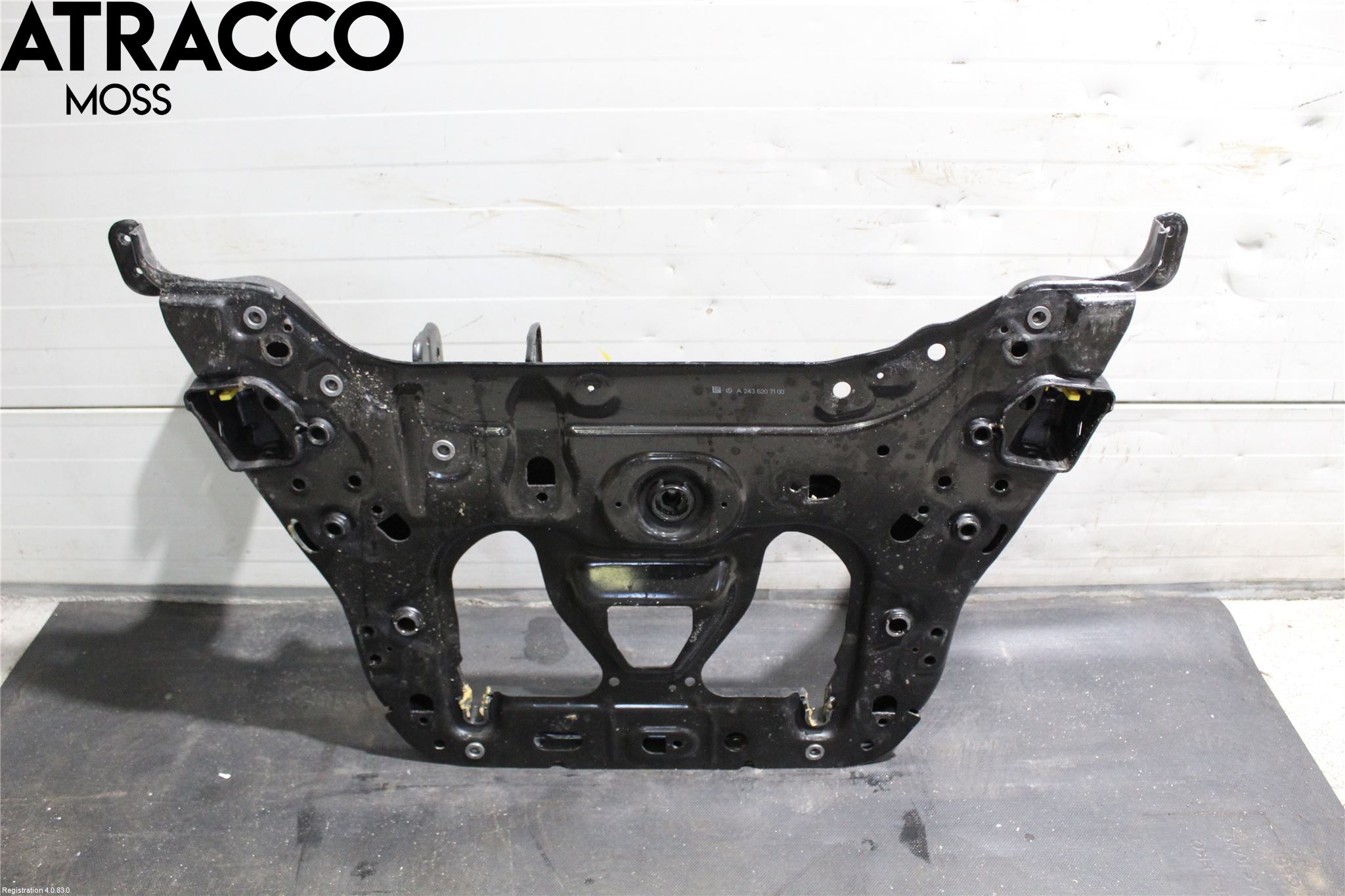 Mercedes-Benz MB EQB (X243) 22- Framvagnsbalk