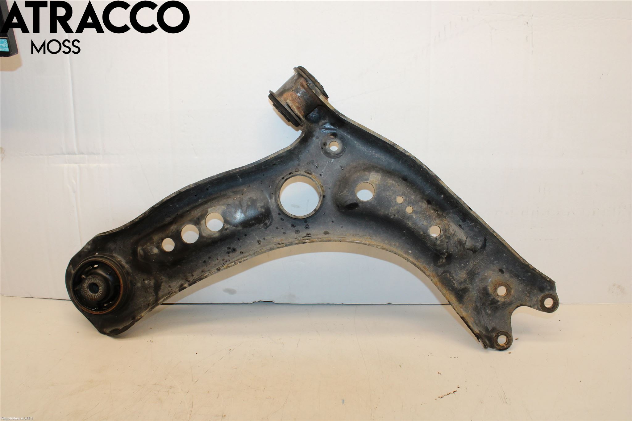 Skoda ROOMSTER Bärarm Fram Undre Vä